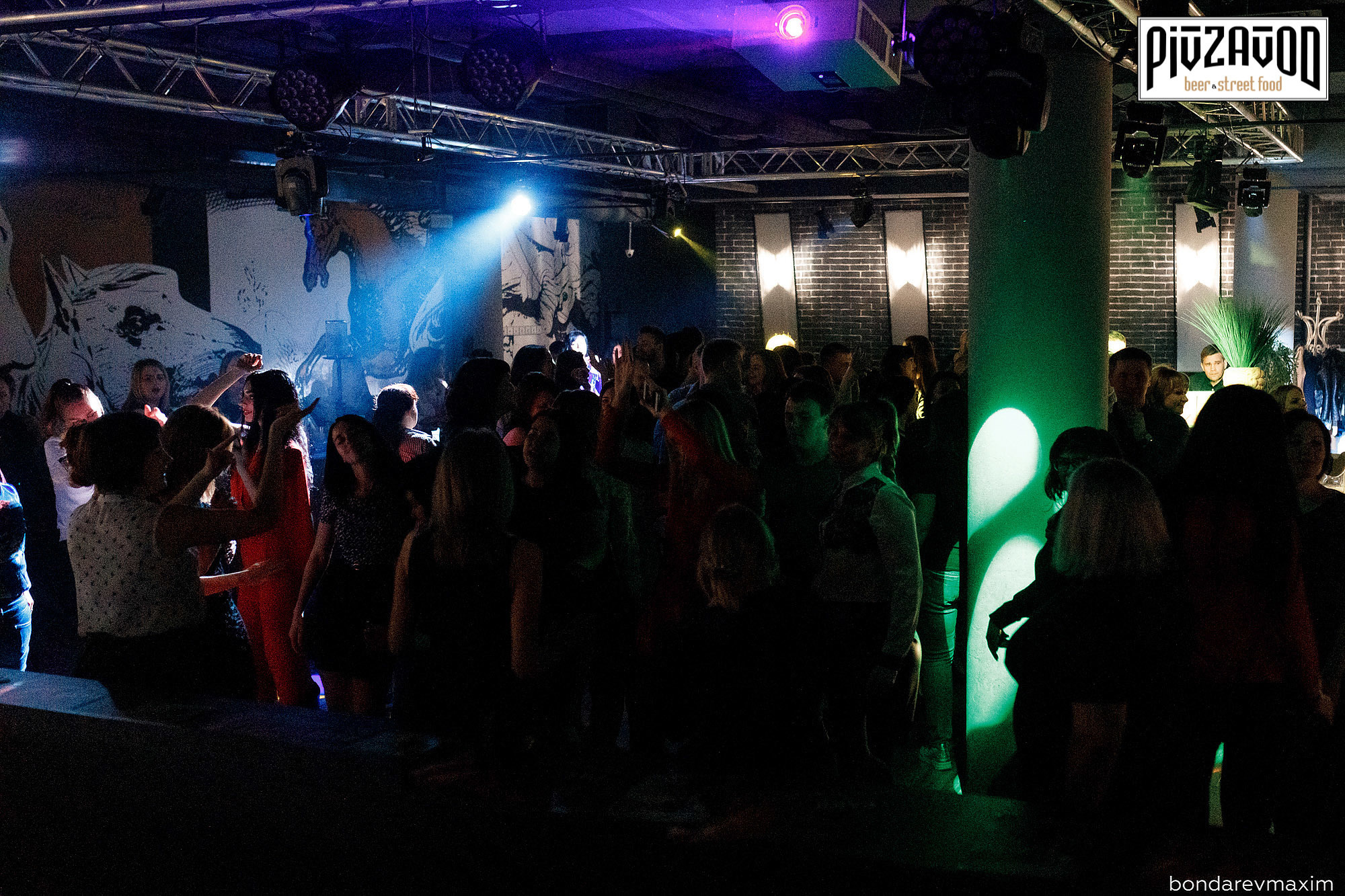 «PIVZAVOD» Суббота ___ 13 апреля. Максим Бондарев, коммерческий фотограф для бизнеса | Курск