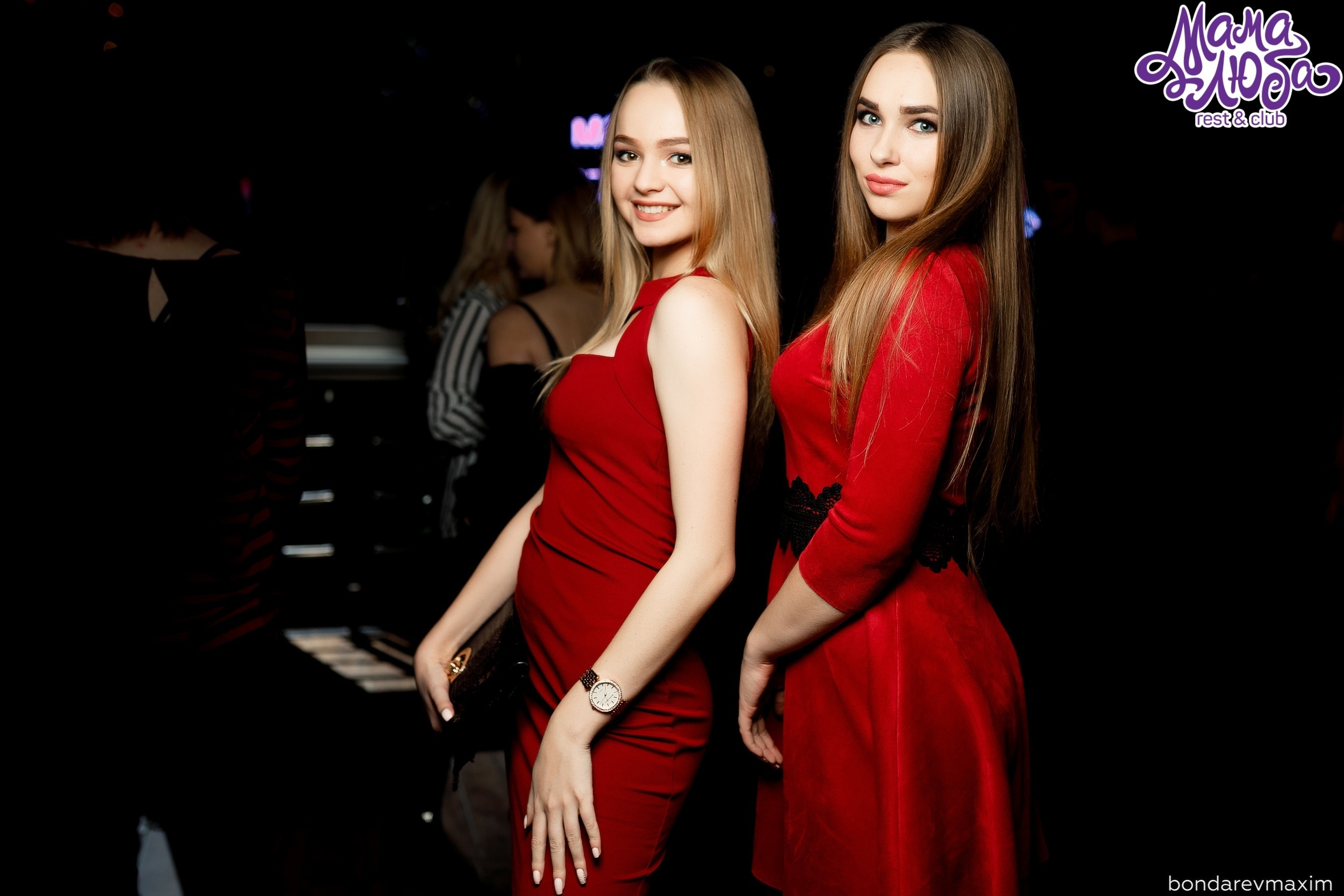 Мама Люба 17 ноября ___ Суббота — «ТАНЦЫ В КЛУБЕ». Максим Бондарев, коммерческий фотограф для бизнеса | Курск