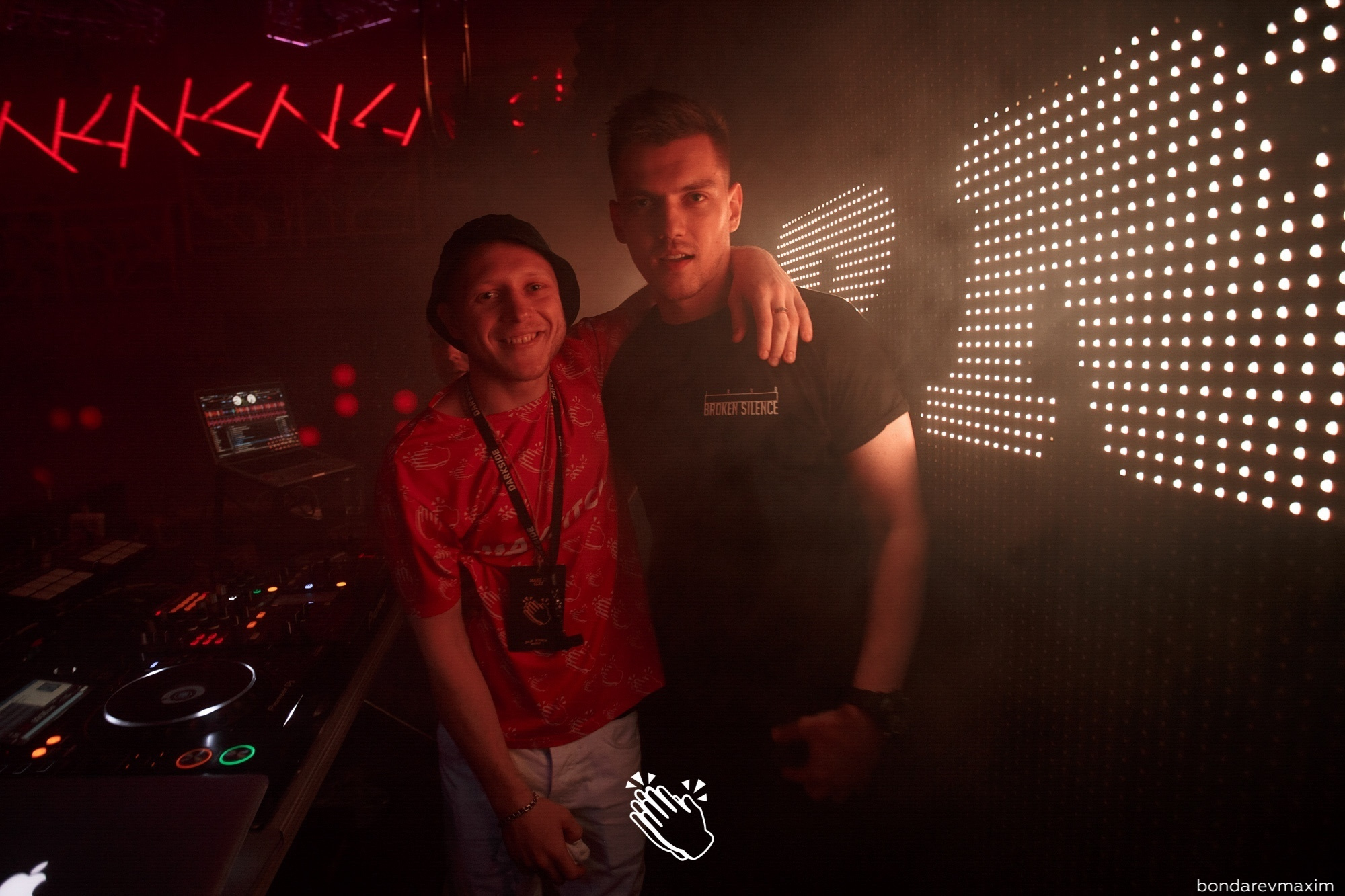 MAKE IT CLAP_ OLD TOWN ROAD. Максим Бондарев, коммерческий фотограф для бизнеса | Курск