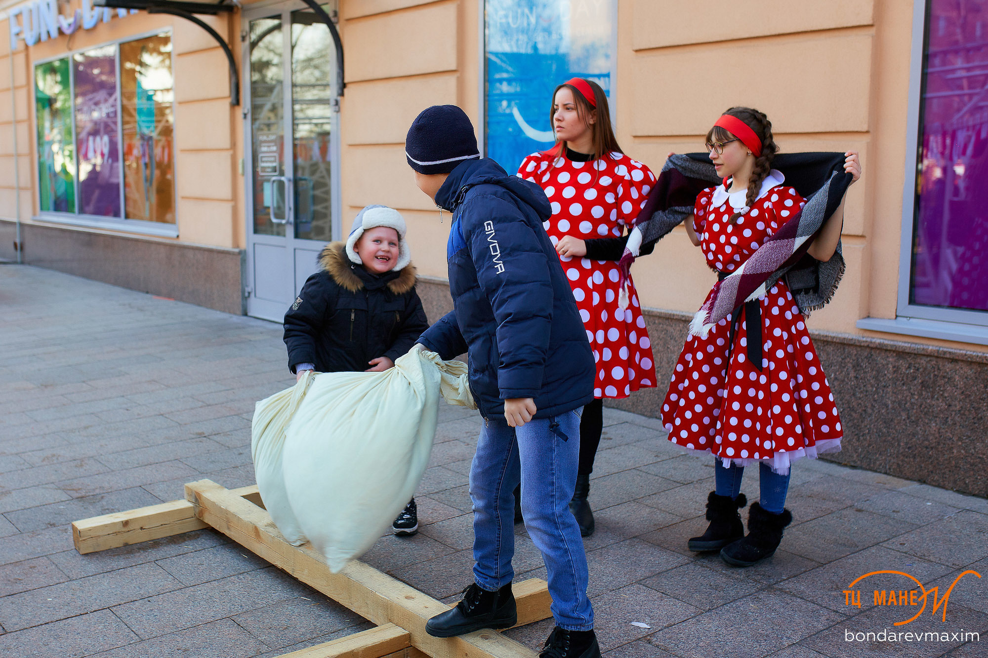 2019 03 09 Манеж Масленица. Максим Бондарев, коммерческий фотограф для бизнеса | Курск