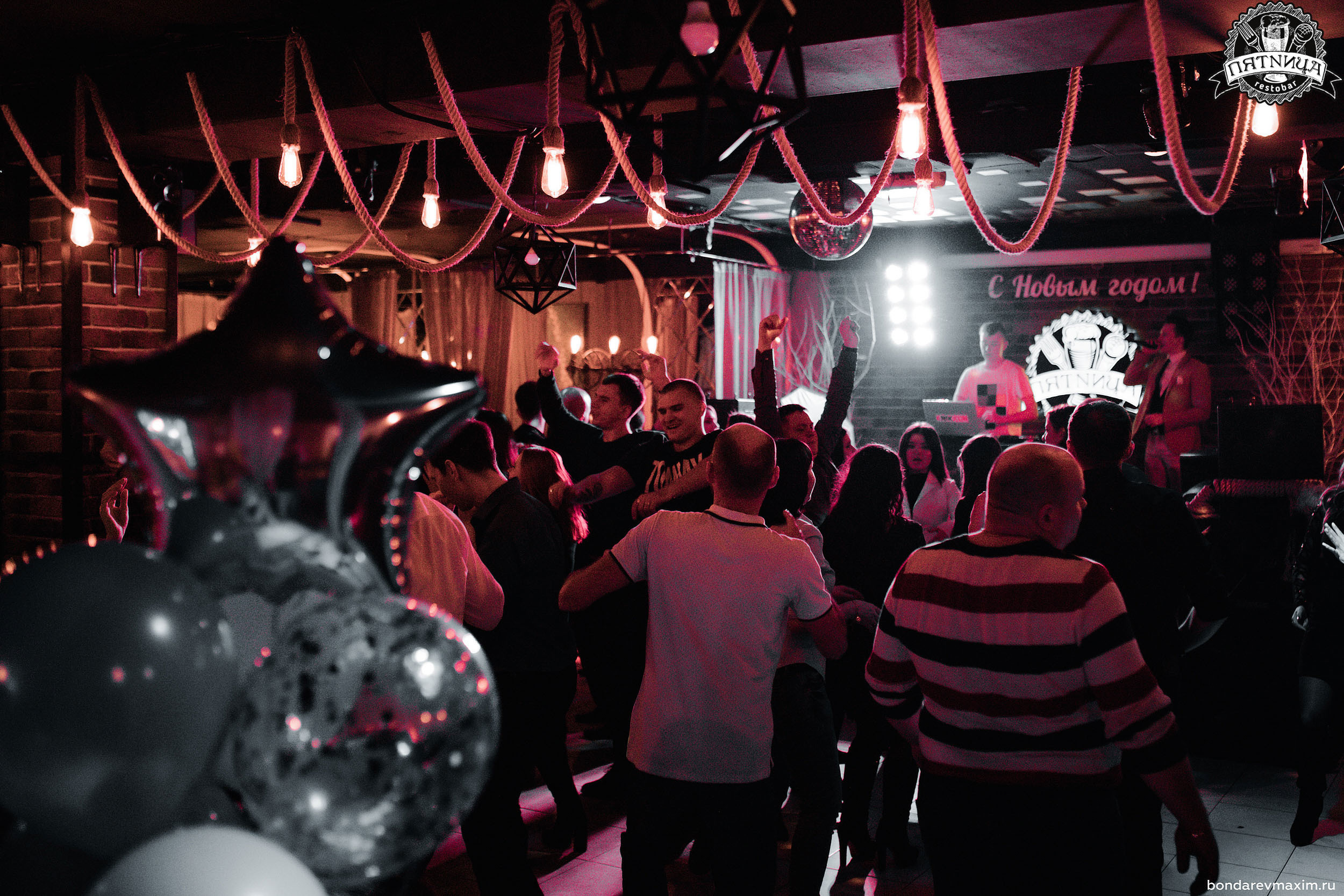 РЕСТОБАР ПЯТНИЦА 01 02 2020. Максим Бондарев, коммерческий фотограф для бизнеса | Курск