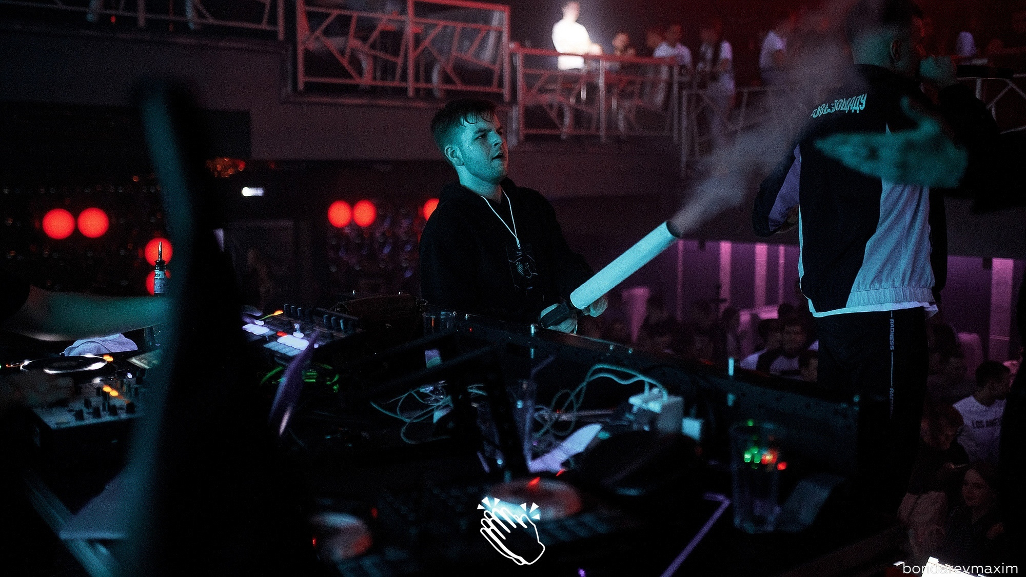 MAKE IT CLAP_ VIBES. Максим Бондарев, коммерческий фотограф для бизнеса | Курск