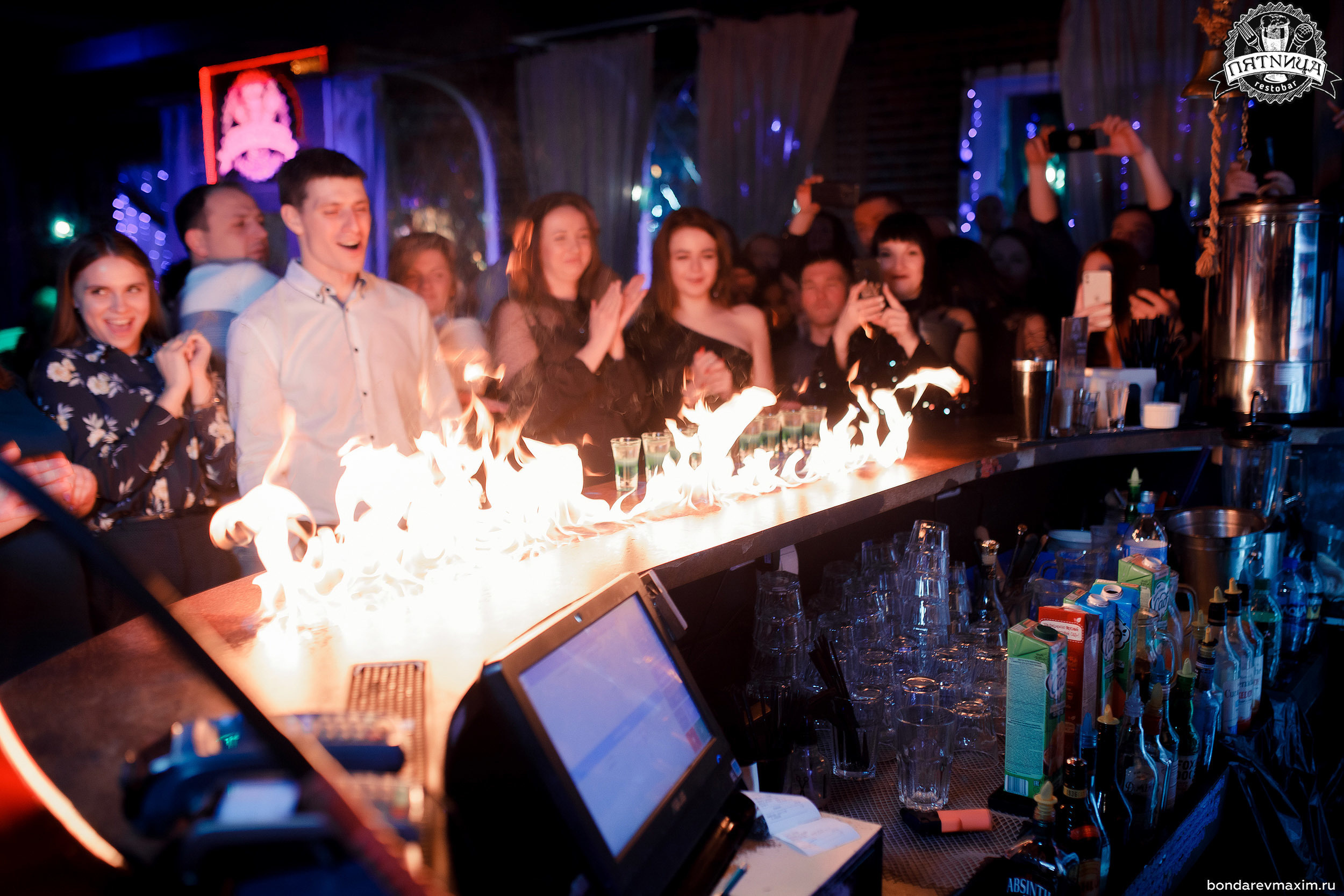 РЕСТОБАР ПЯТНИЦА 01 02 2020. Максим Бондарев, коммерческий фотограф для бизнеса | Курск