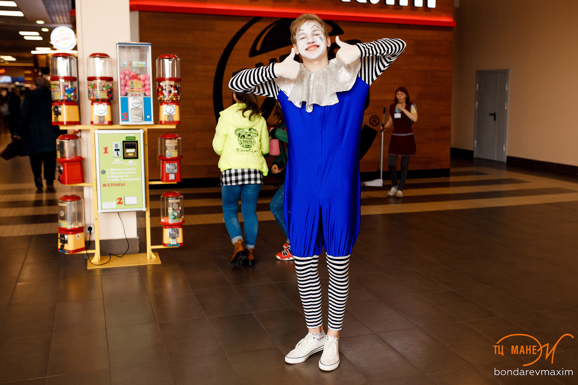 ТЦ Манеж. Максим Бондарев, коммерческий фотограф для бизнеса | Курск
