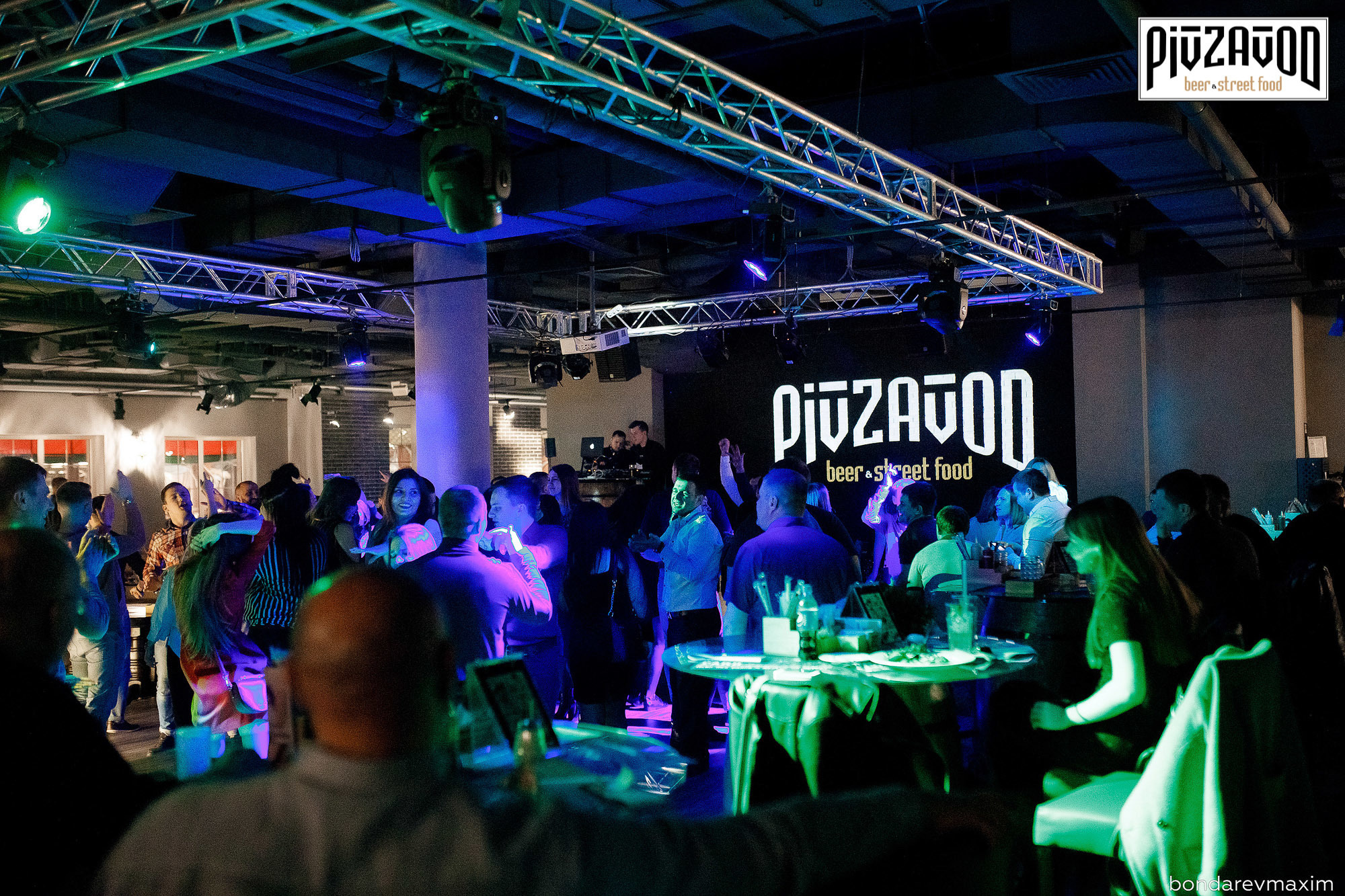 «PIVZAVOD» Пятница ___ 05 апреля. Максим Бондарев, коммерческий фотограф для бизнеса | Курск