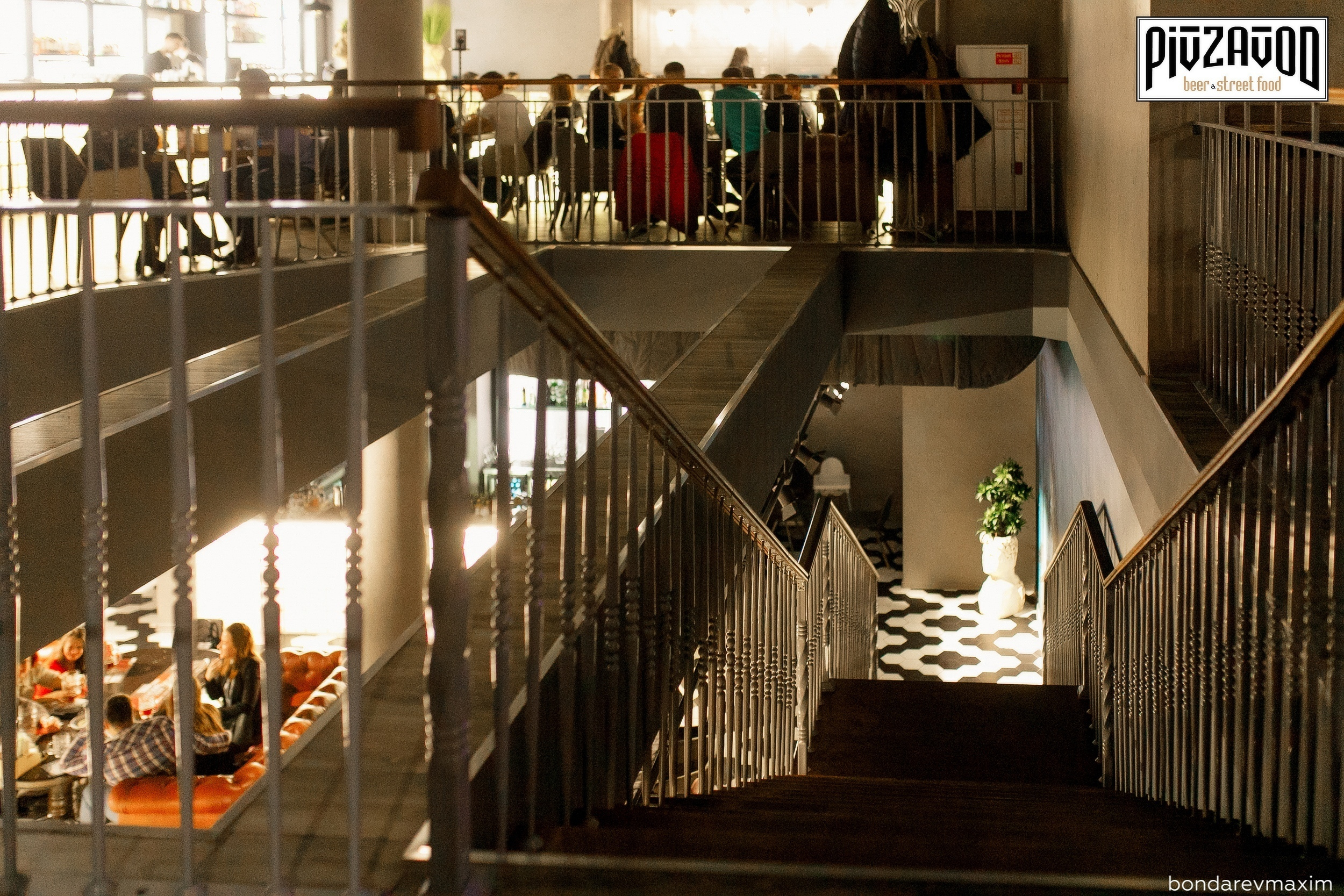 «PIVZAVOD» Пятница ___ 16 ноября. Максим Бондарев, коммерческий фотограф для бизнеса | Курск