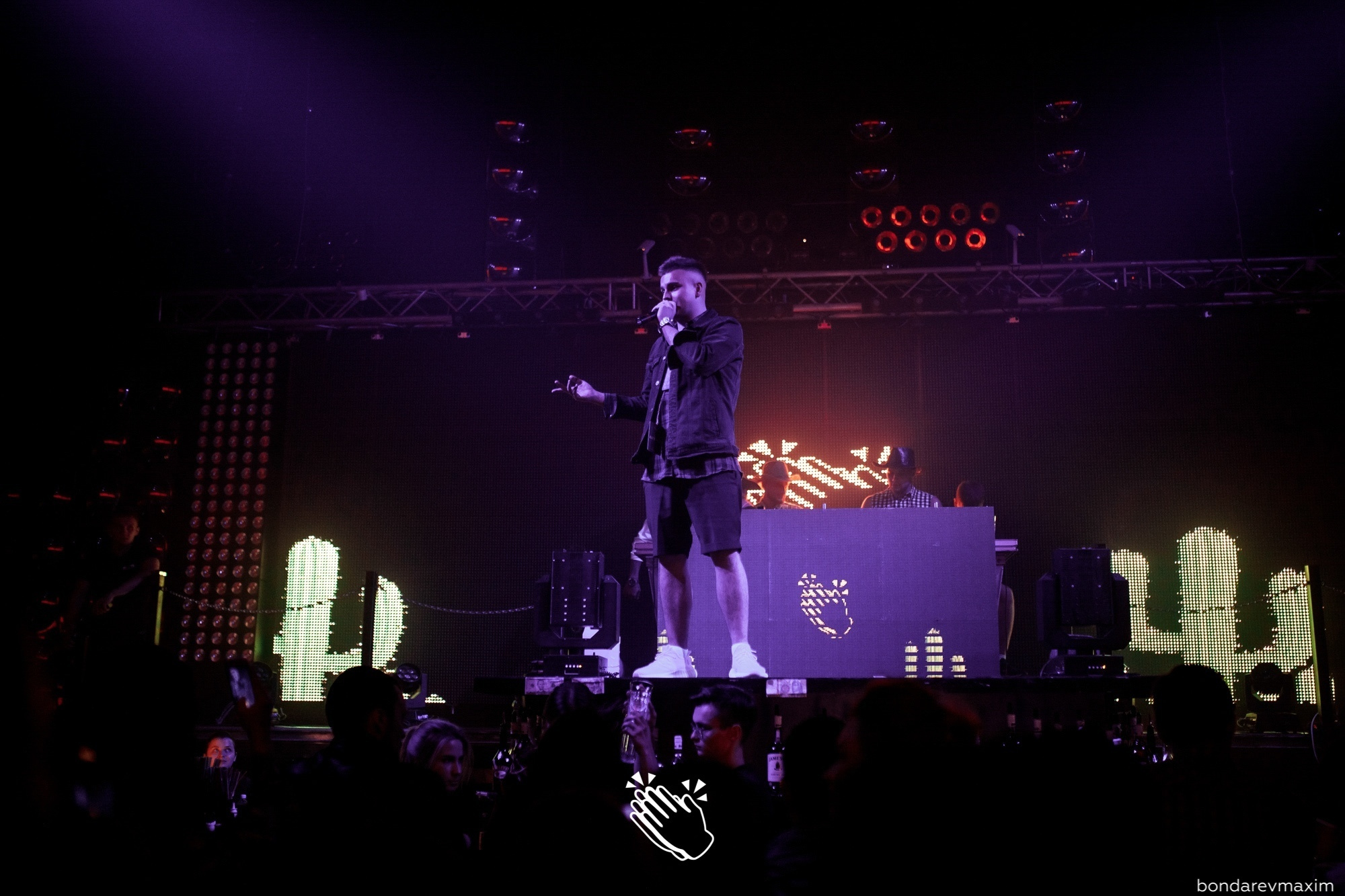 MAKE IT CLAP_ OLD TOWN ROAD. Максим Бондарев, коммерческий фотограф для бизнеса | Курск