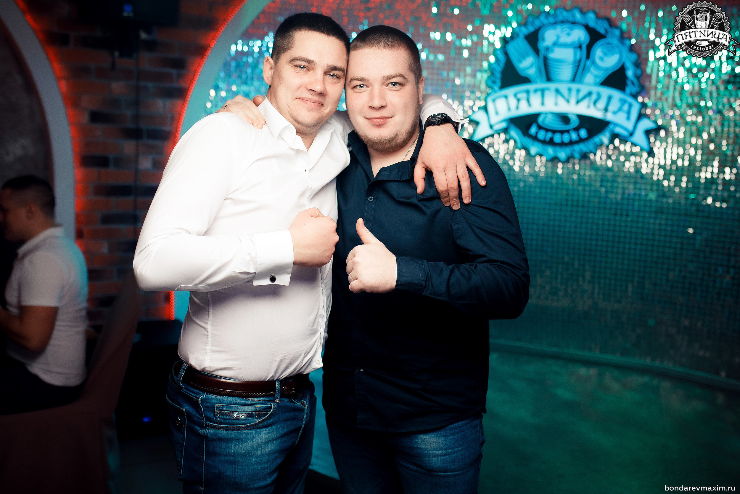 РЕСТОБАР ПЯТНИЦА 01 02 2020. Максим Бондарев, коммерческий фотограф для бизнеса | Курск