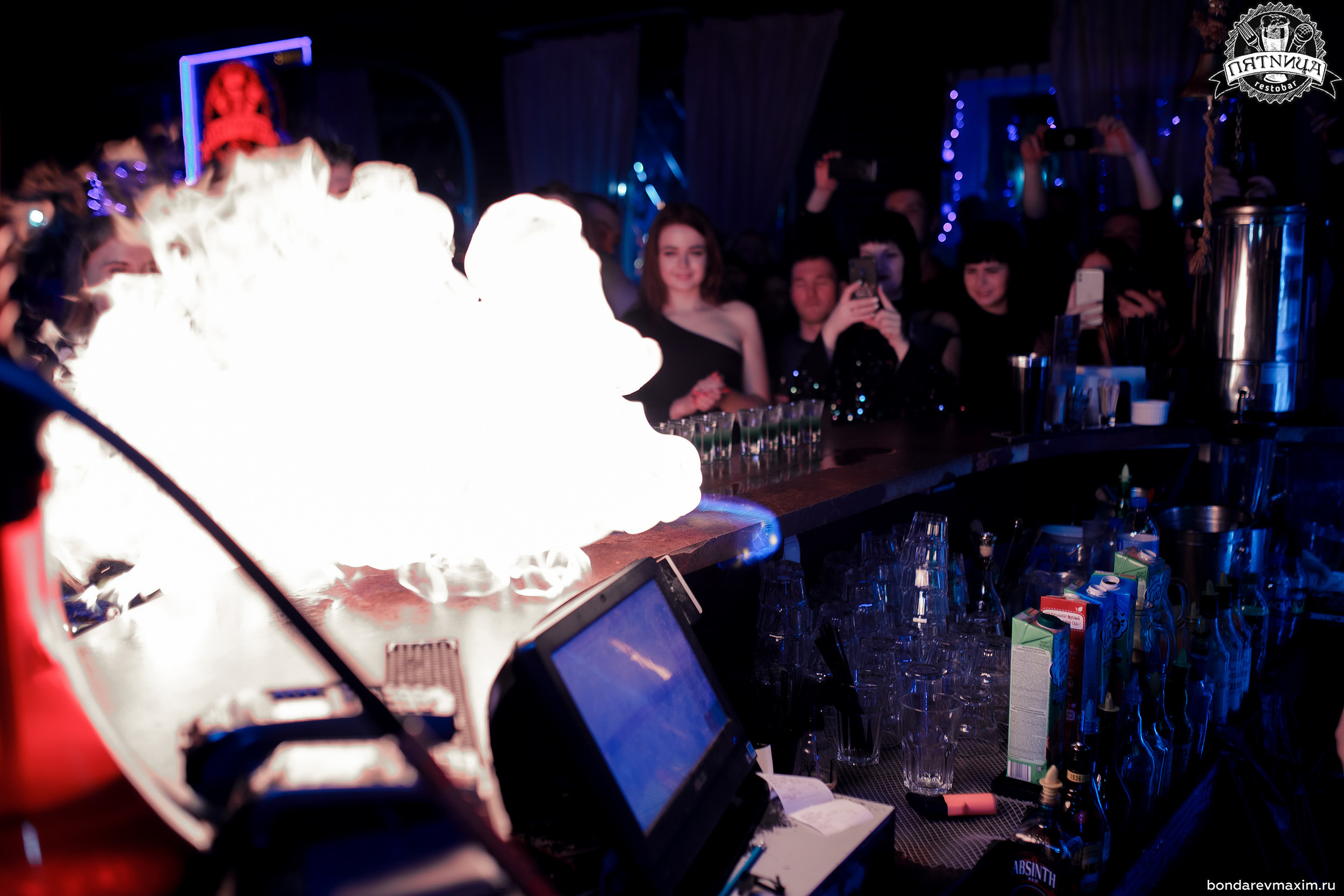 РЕСТОБАР ПЯТНИЦА 01 02 2020. Максим Бондарев, коммерческий фотограф для бизнеса | Курск