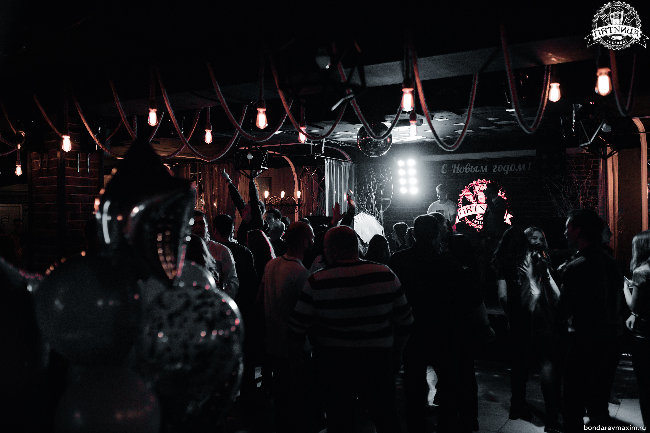 РЕСТОБАР ПЯТНИЦА 01 02 2020. Максим Бондарев, коммерческий фотограф для бизнеса | Курск