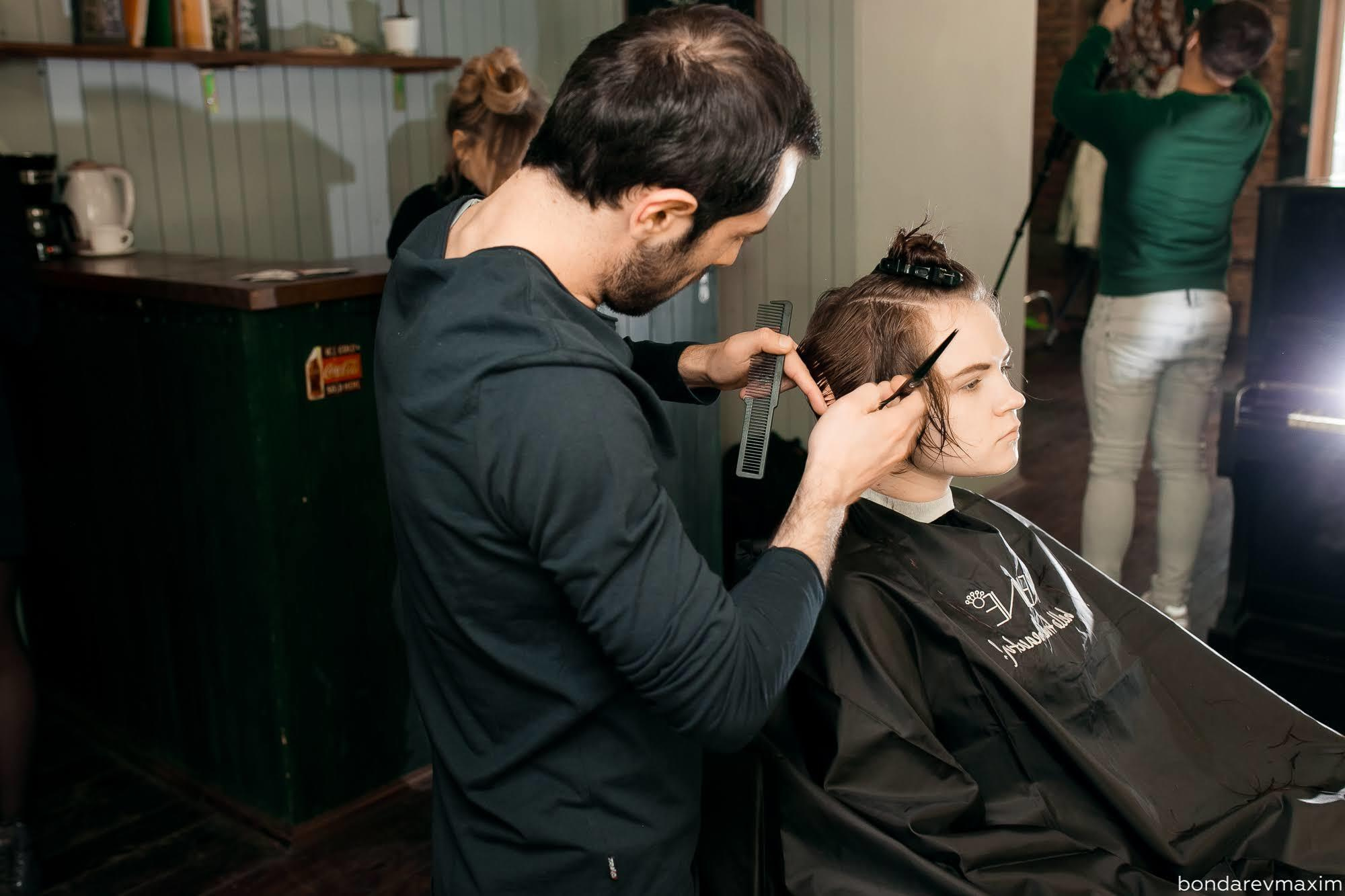 Тут стригут 27 02 2018. Максим Бондарев, коммерческий фотограф для бизнеса | Курск