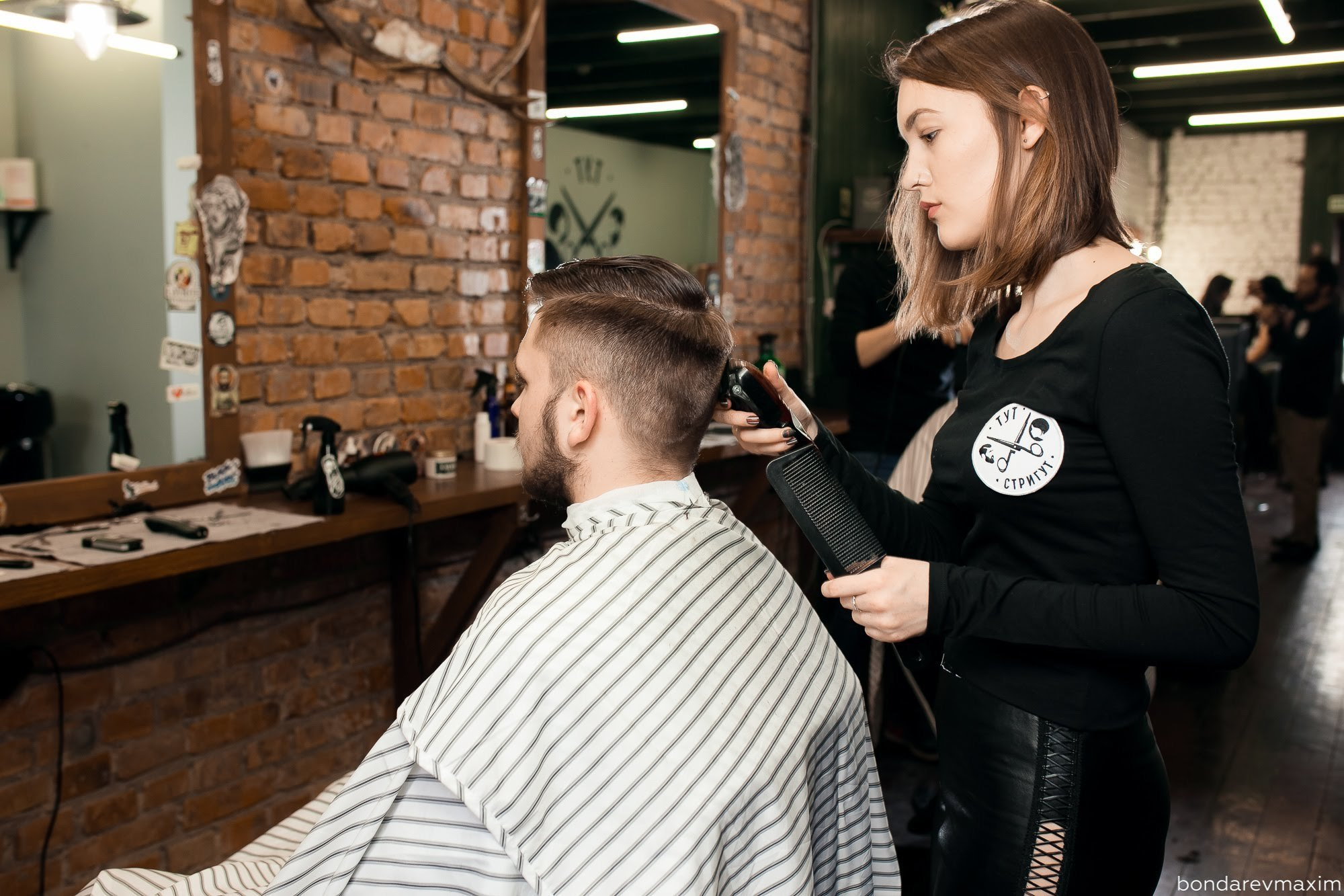 Тут стригут 27 02 2018. Максим Бондарев, коммерческий фотограф для бизнеса | Курск