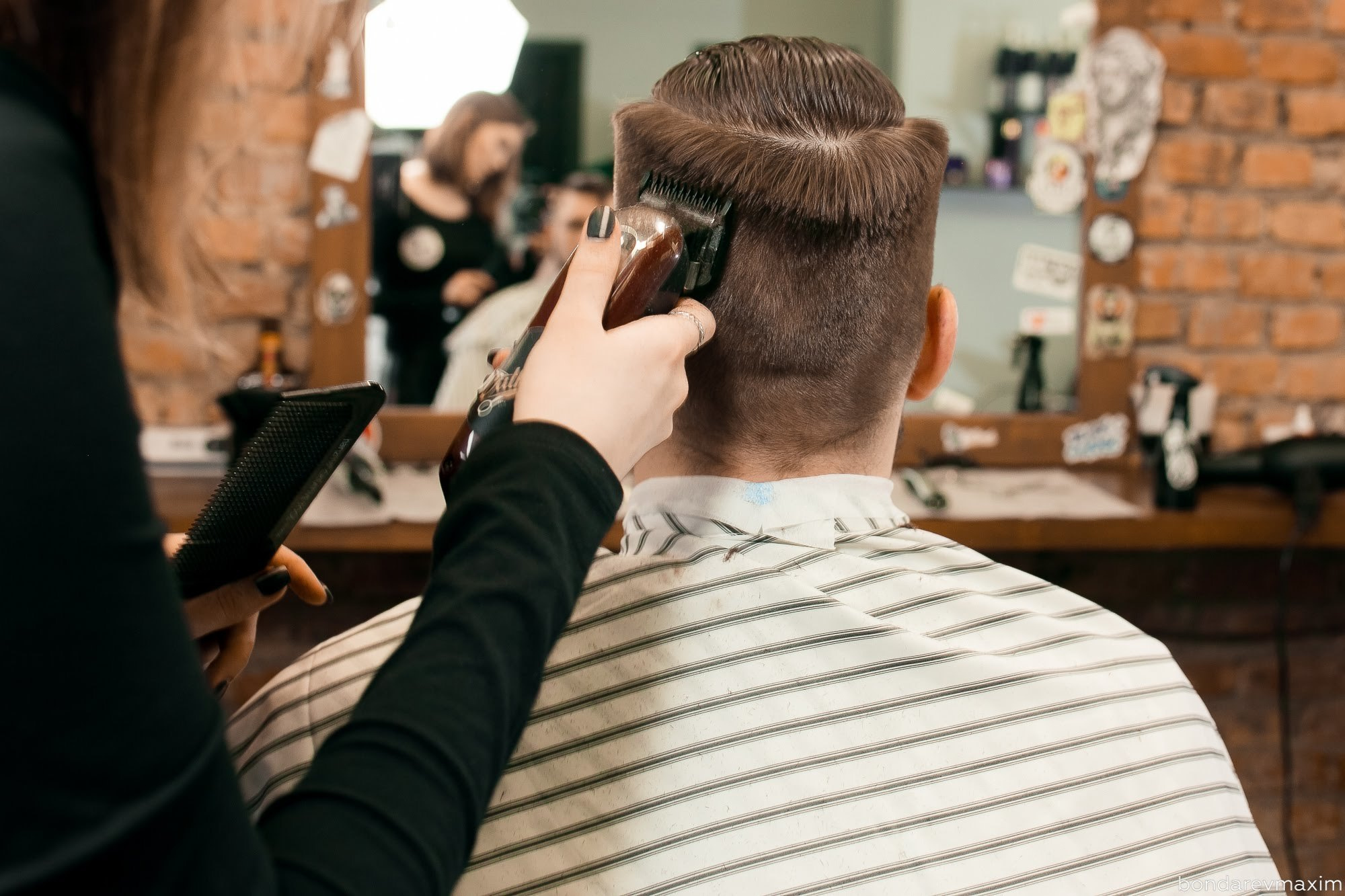 Тут стригут 27 02 2018. Максим Бондарев, коммерческий фотограф для бизнеса | Курск