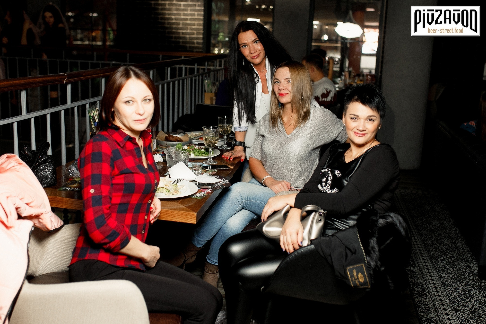 «PIVZAVOD» Суббота ___ 17 ноября. Максим Бондарев, коммерческий фотограф для бизнеса | Курск