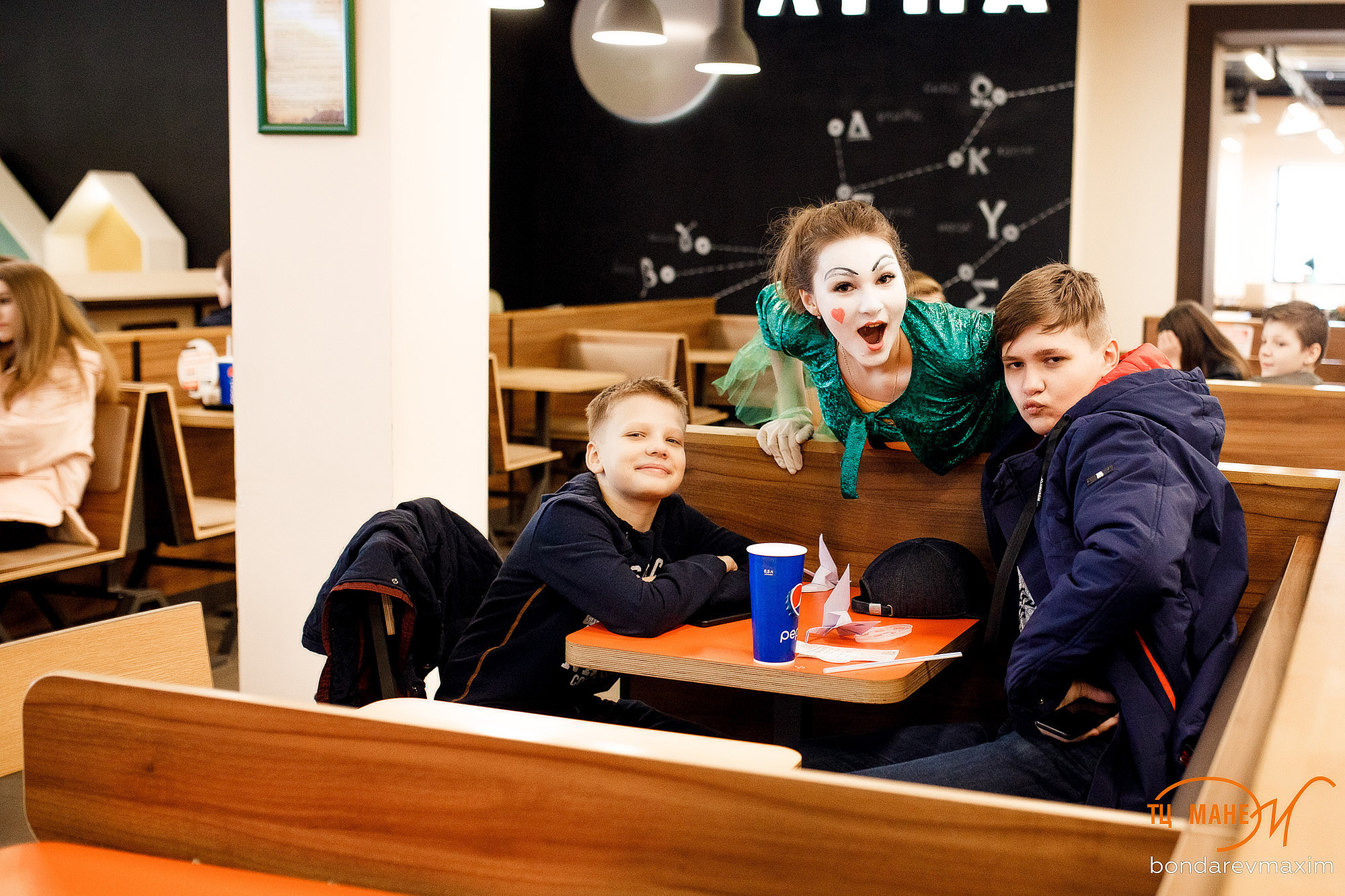 ТЦ Манеж. Максим Бондарев, коммерческий фотограф для бизнеса | Курск