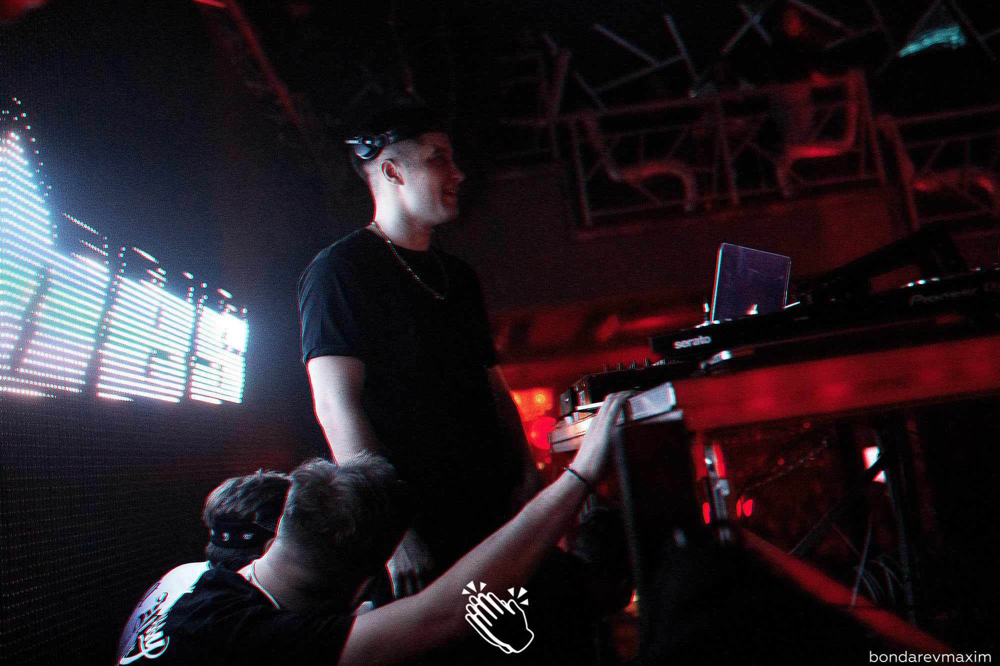 MAKE IT CLAP_ VIBES. Максим Бондарев, коммерческий фотограф для бизнеса | Курск