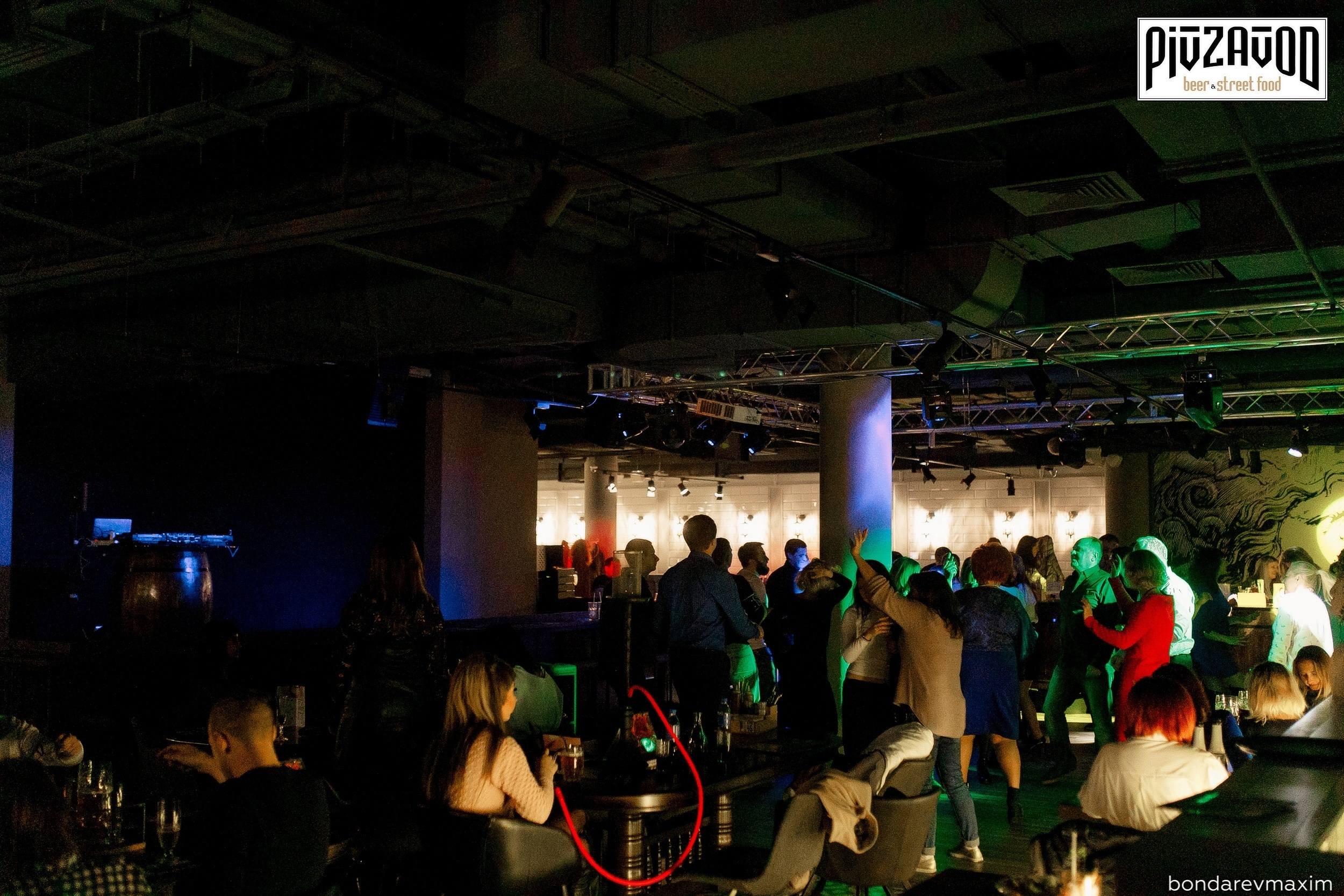 «PIVZAVOD» Пятница ___ 16 ноября. Максим Бондарев, коммерческий фотограф для бизнеса | Курск