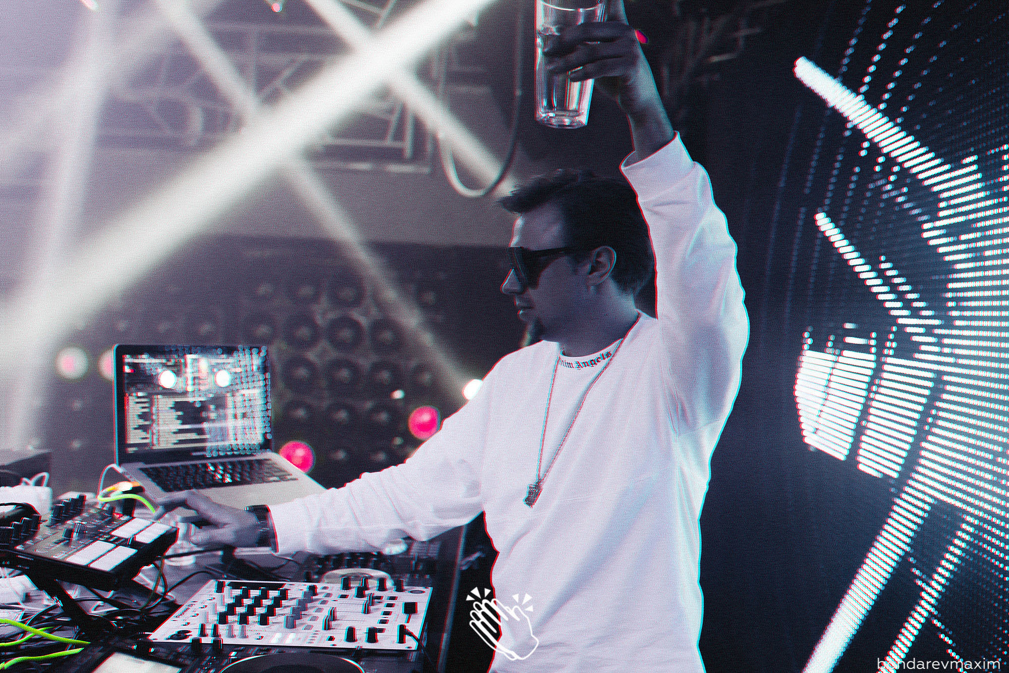 MAKE IT CLAP_ VIBES. Максим Бондарев, коммерческий фотограф для бизнеса | Курск