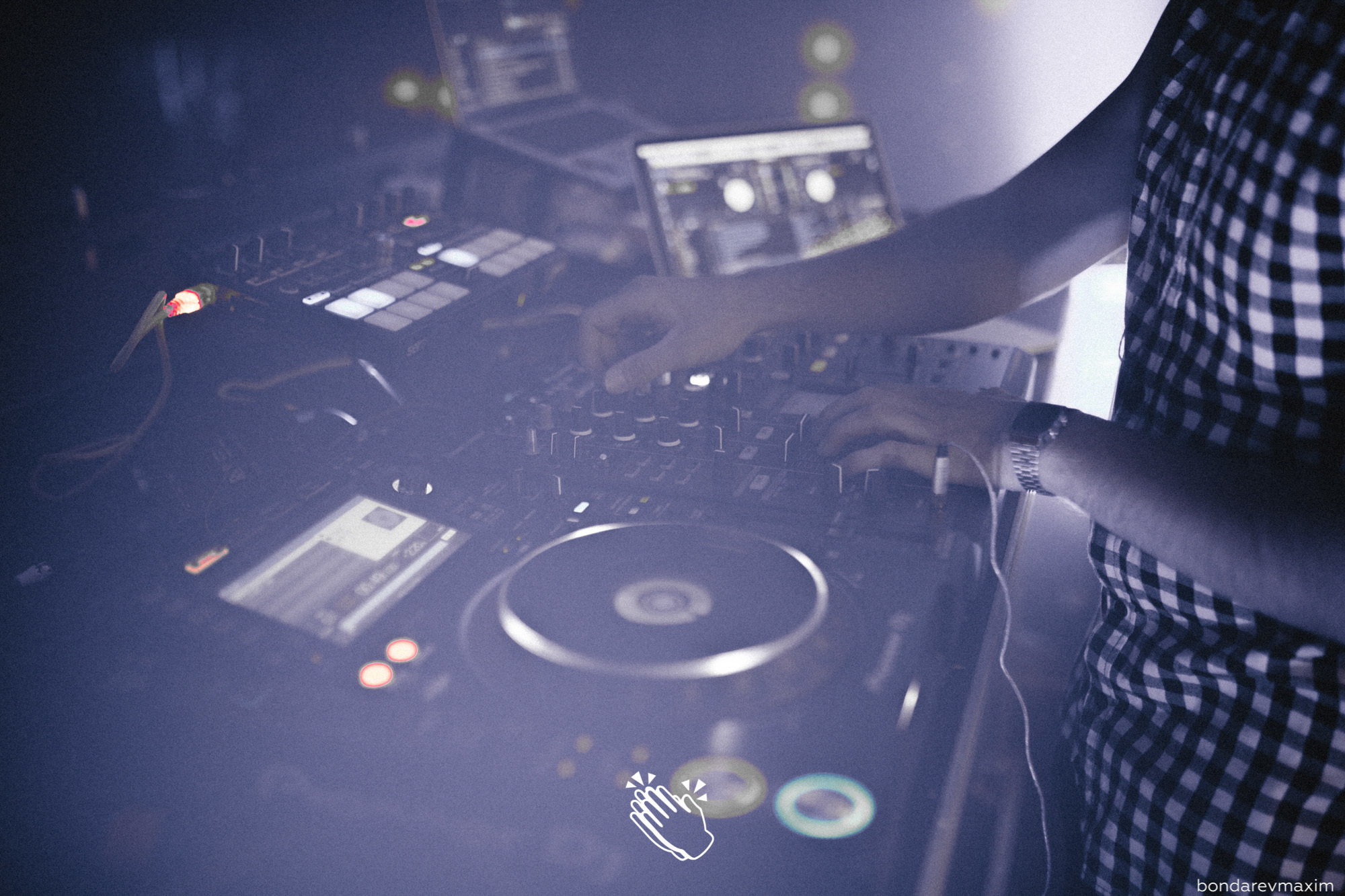 MAKE IT CLAP_ OLD TOWN ROAD. Максим Бондарев, коммерческий фотограф для бизнеса | Курск