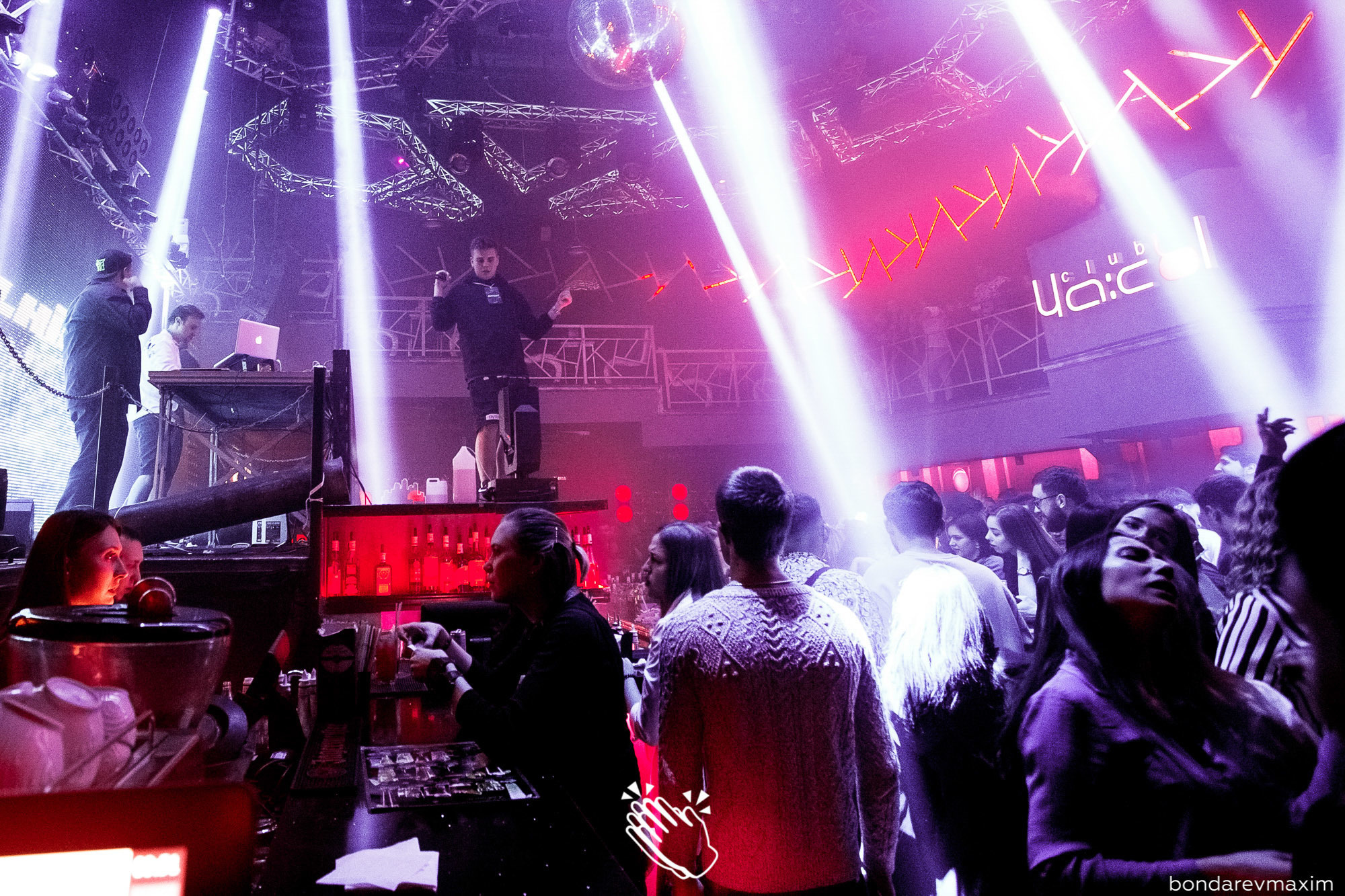 MAKE IT CLAP_ VIBES. Максим Бондарев, коммерческий фотограф для бизнеса | Курск