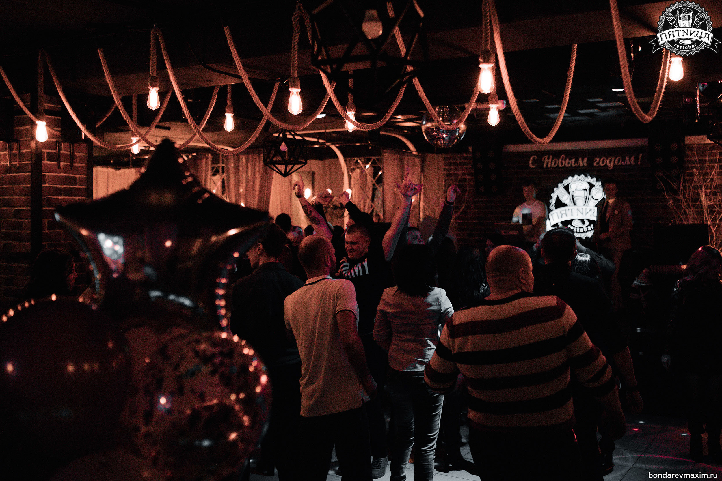 РЕСТОБАР ПЯТНИЦА 01 02 2020. Максим Бондарев, коммерческий фотограф для бизнеса | Курск