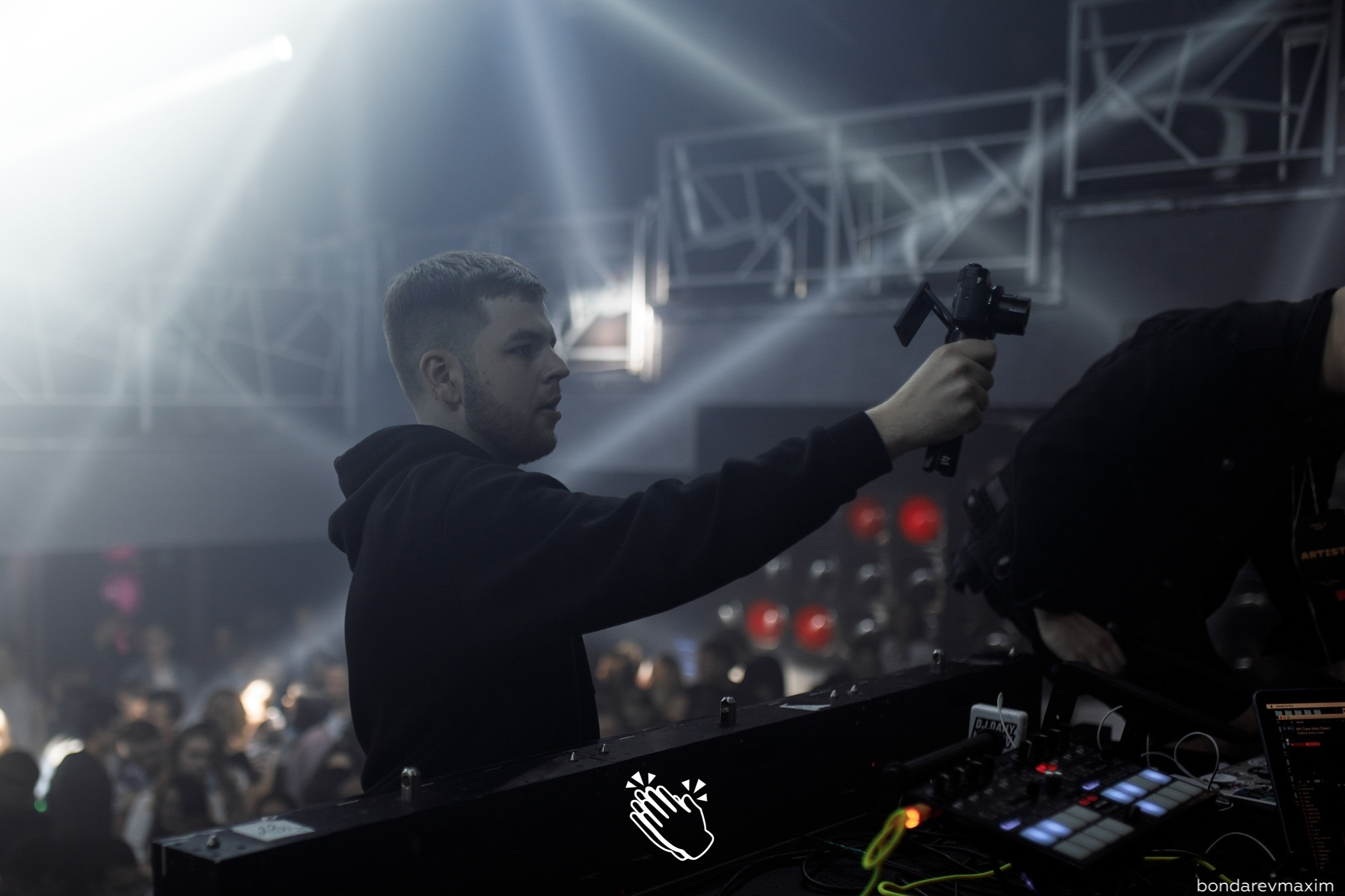 MAKE IT CLAP_ OLD TOWN ROAD. Максим Бондарев, коммерческий фотограф для бизнеса | Курск