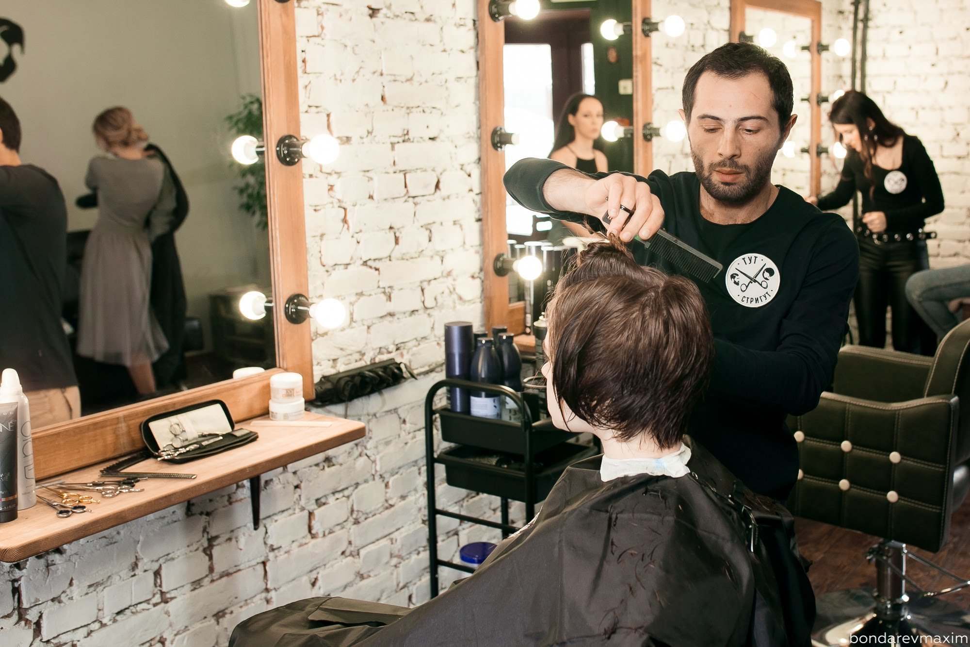 Тут стригут 27 02 2018. Максим Бондарев, коммерческий фотограф для бизнеса | Курск