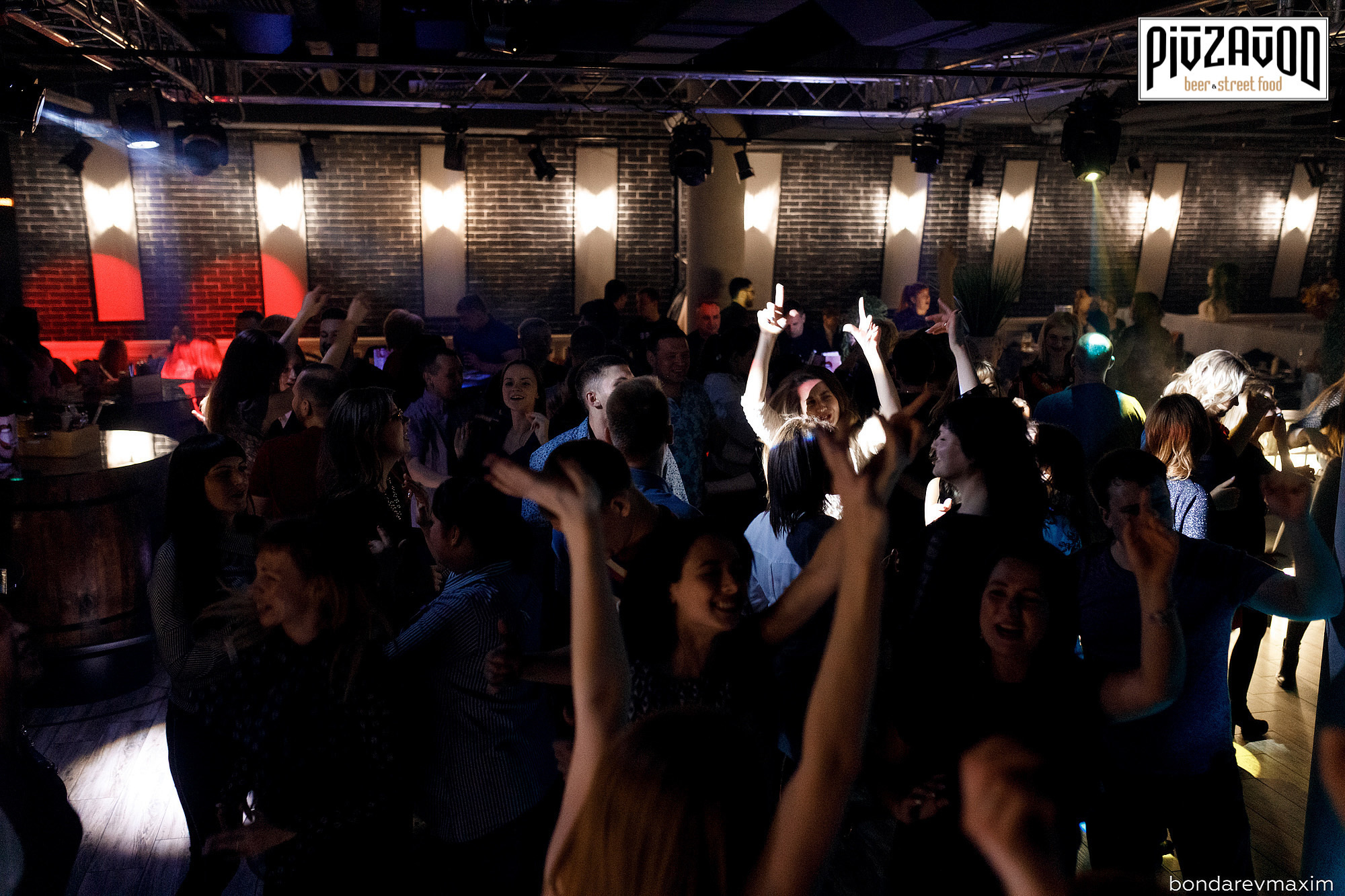 «PIVZAVOD» Суббота ___ 13 апреля. Максим Бондарев, коммерческий фотограф для бизнеса | Курск