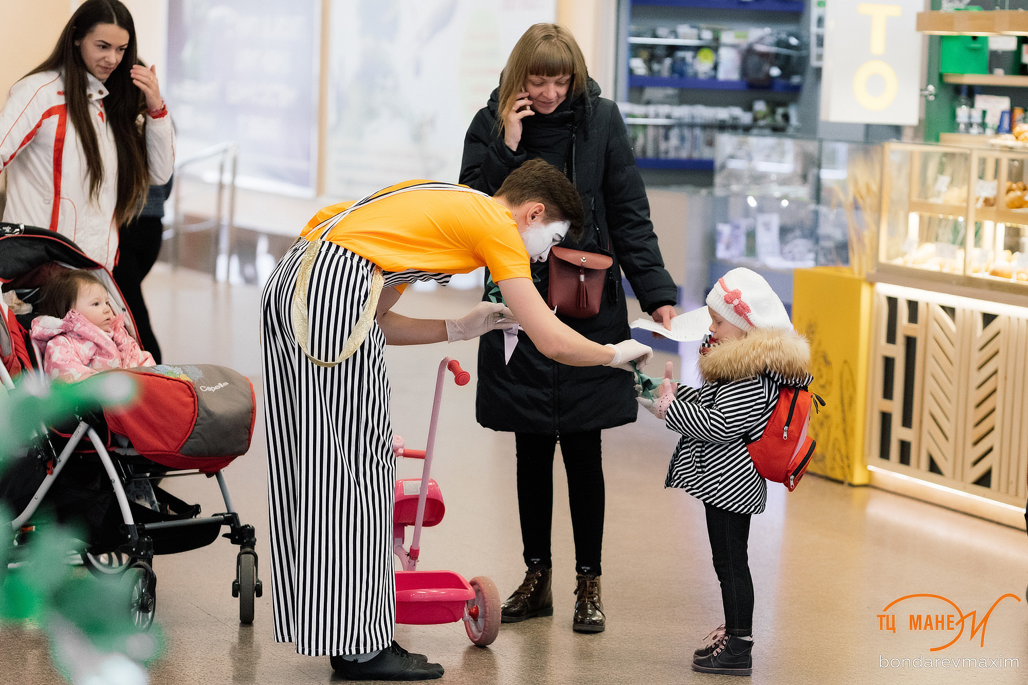 ТЦ Манеж. Максим Бондарев, коммерческий фотограф для бизнеса | Курск