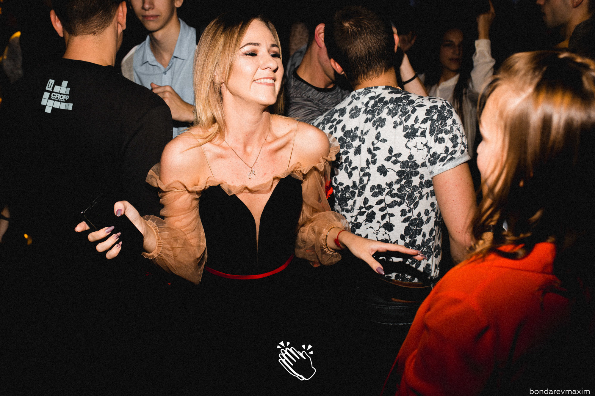 MAKE IT CLAP_ OLD TOWN ROAD. Максим Бондарев, коммерческий фотограф для бизнеса | Курск