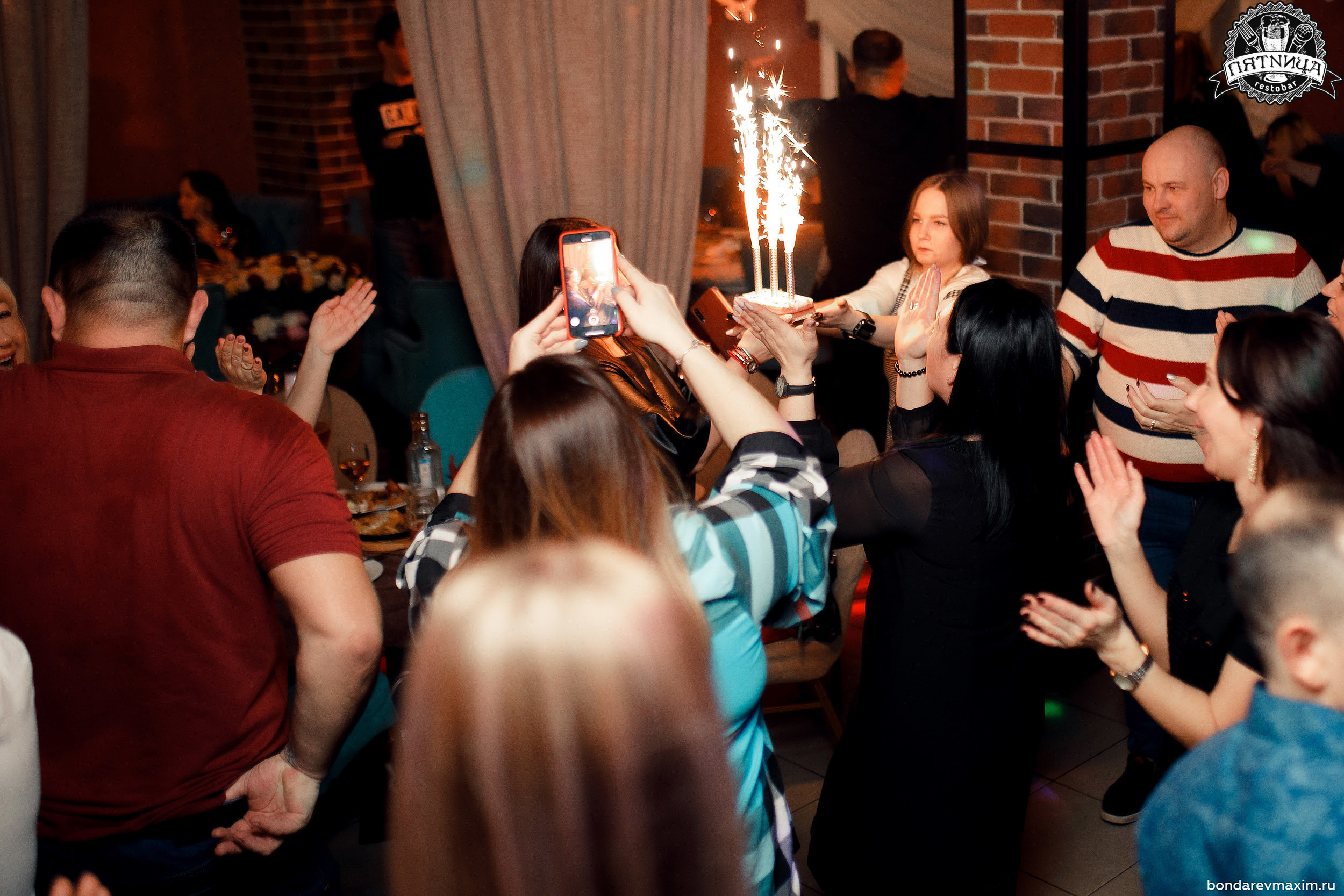 РЕСТОБАР ПЯТНИЦА 01 02 2020. Максим Бондарев, коммерческий фотограф для бизнеса | Курск