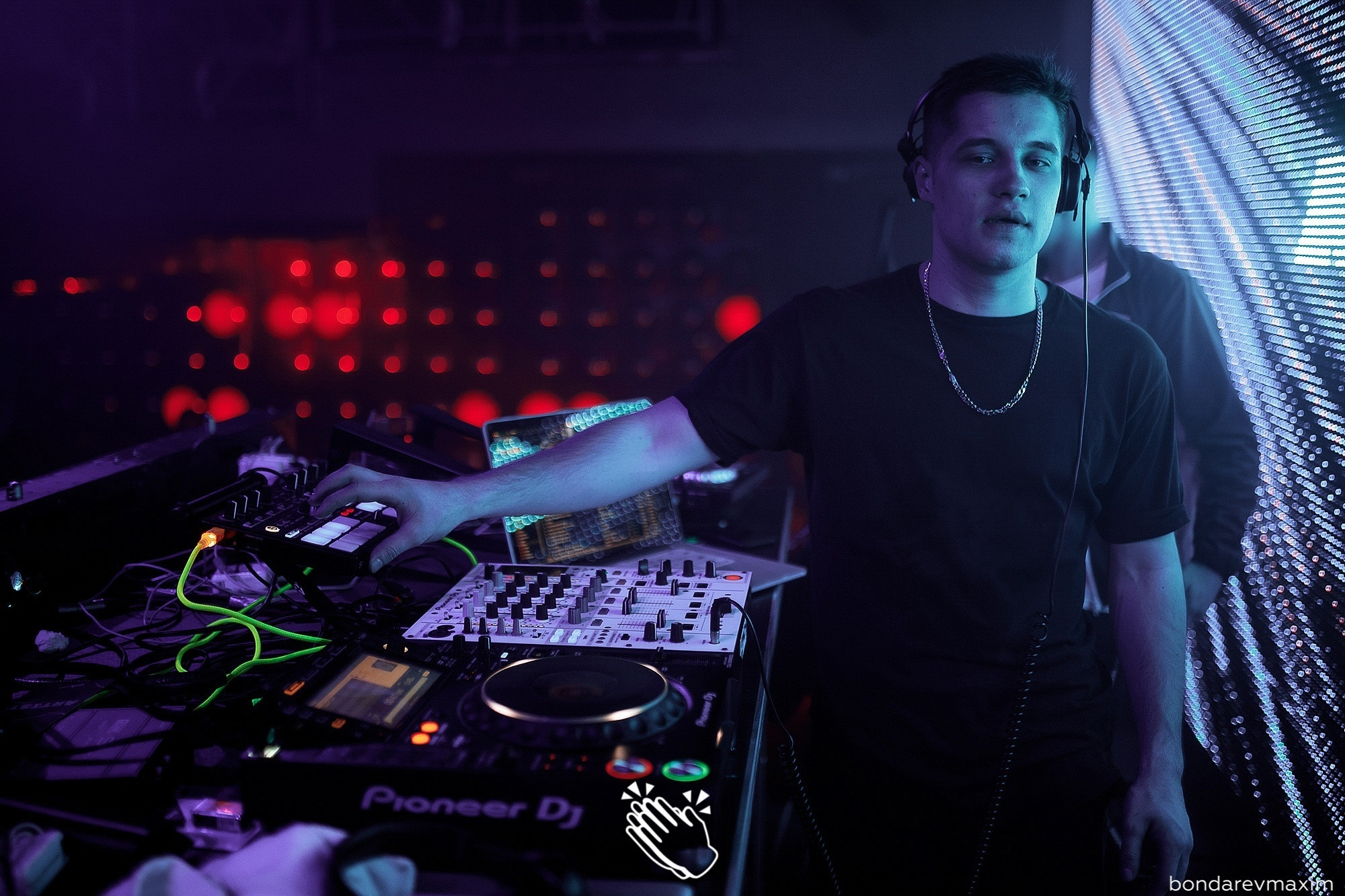 MAKE IT CLAP_ VIBES. Максим Бондарев, коммерческий фотограф для бизнеса | Курск