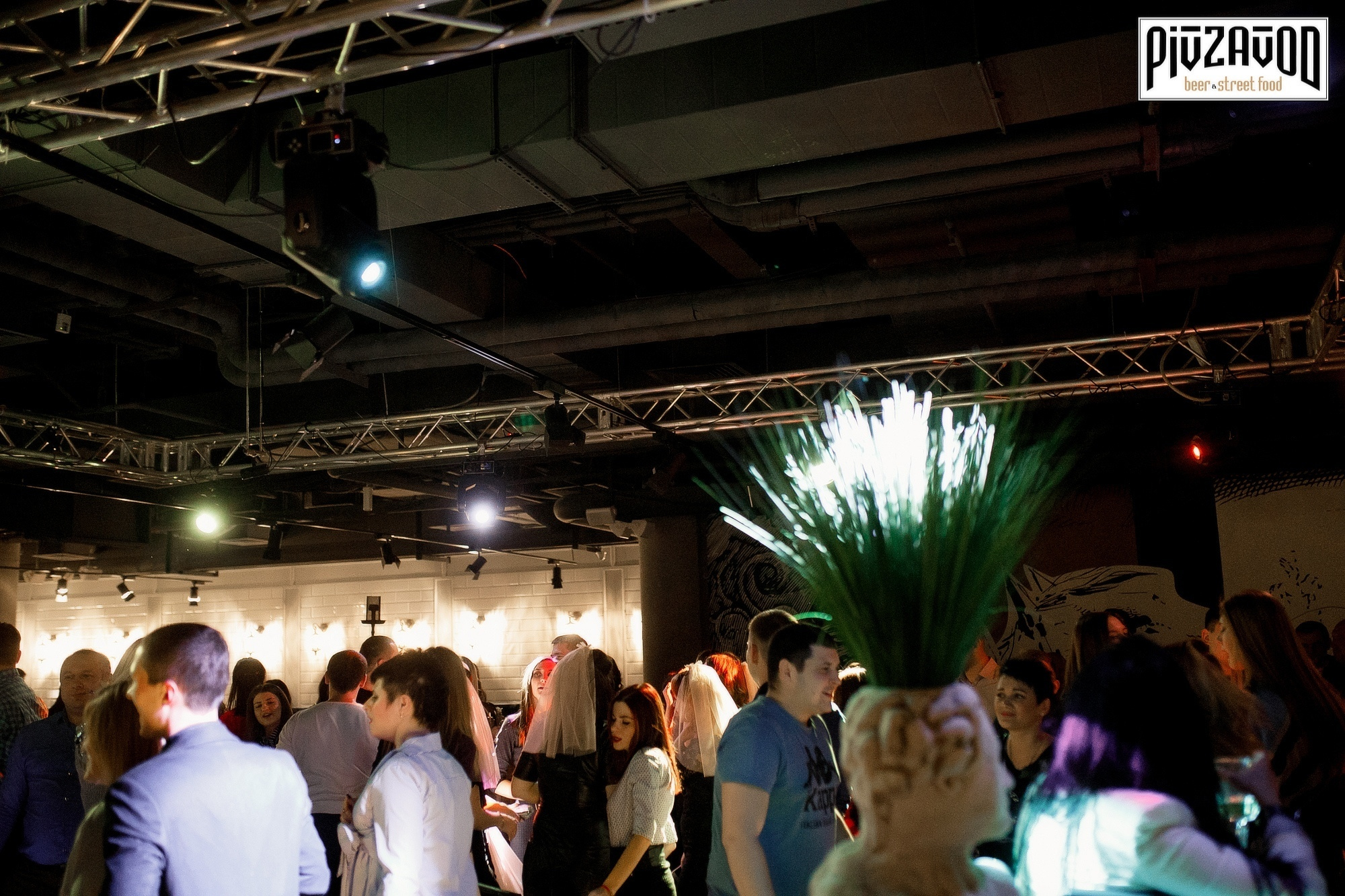 «PIVZAVOD» Суббота ___ 17 ноября. Максим Бондарев, коммерческий фотограф для бизнеса | Курск