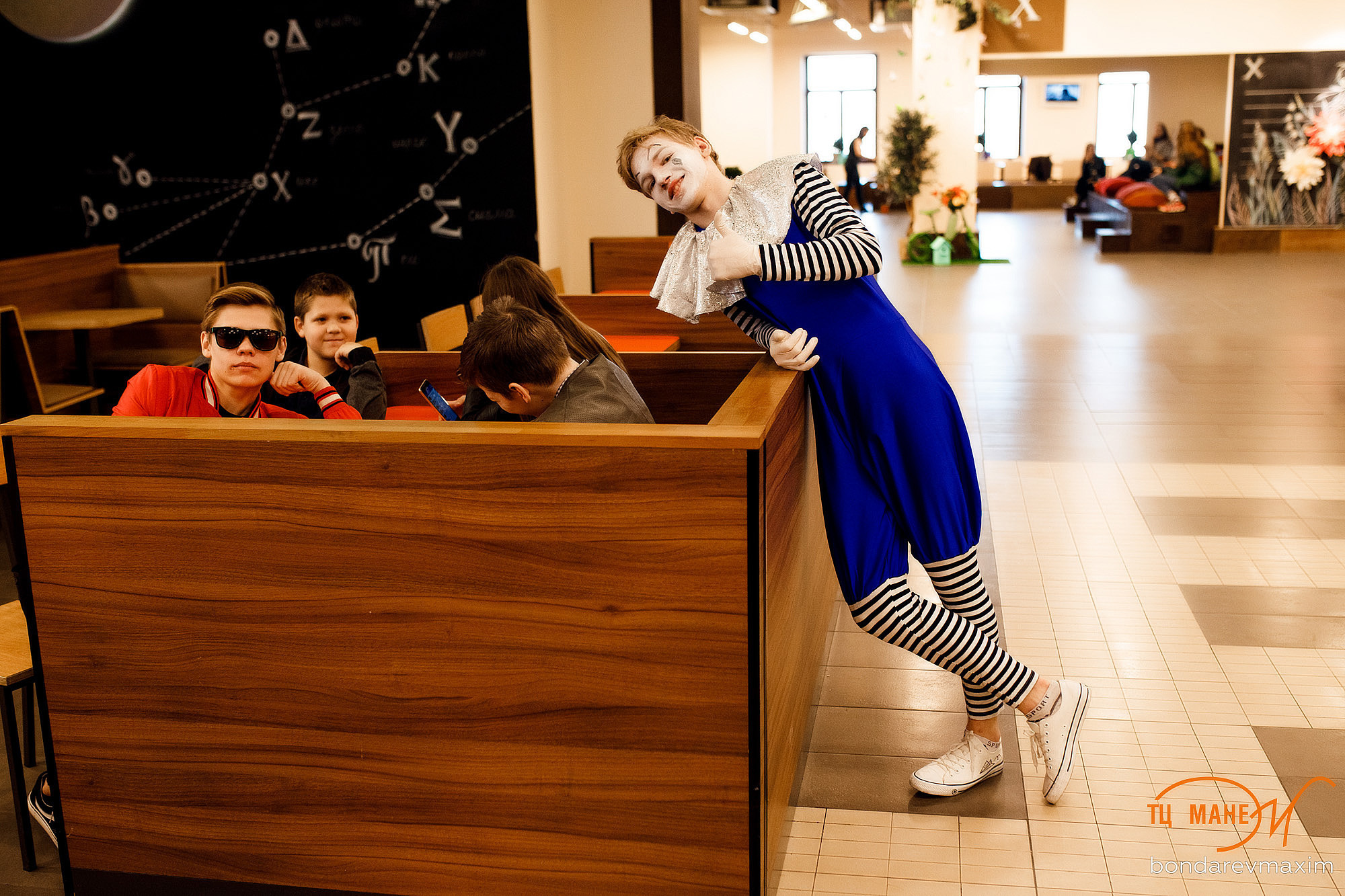 ТЦ Манеж. Максим Бондарев, коммерческий фотограф для бизнеса | Курск