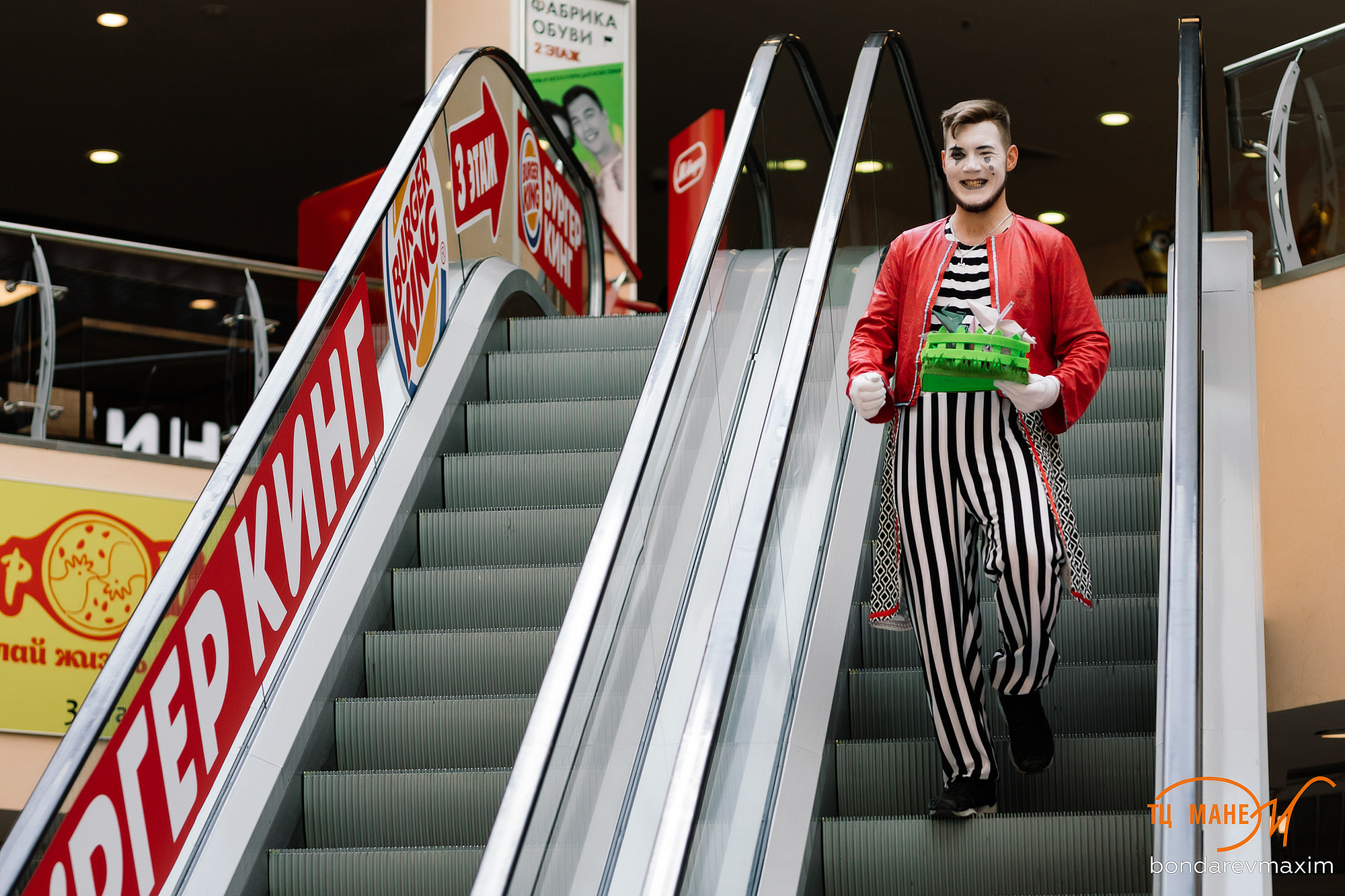 ТЦ Манеж. Максим Бондарев, коммерческий фотограф для бизнеса | Курск