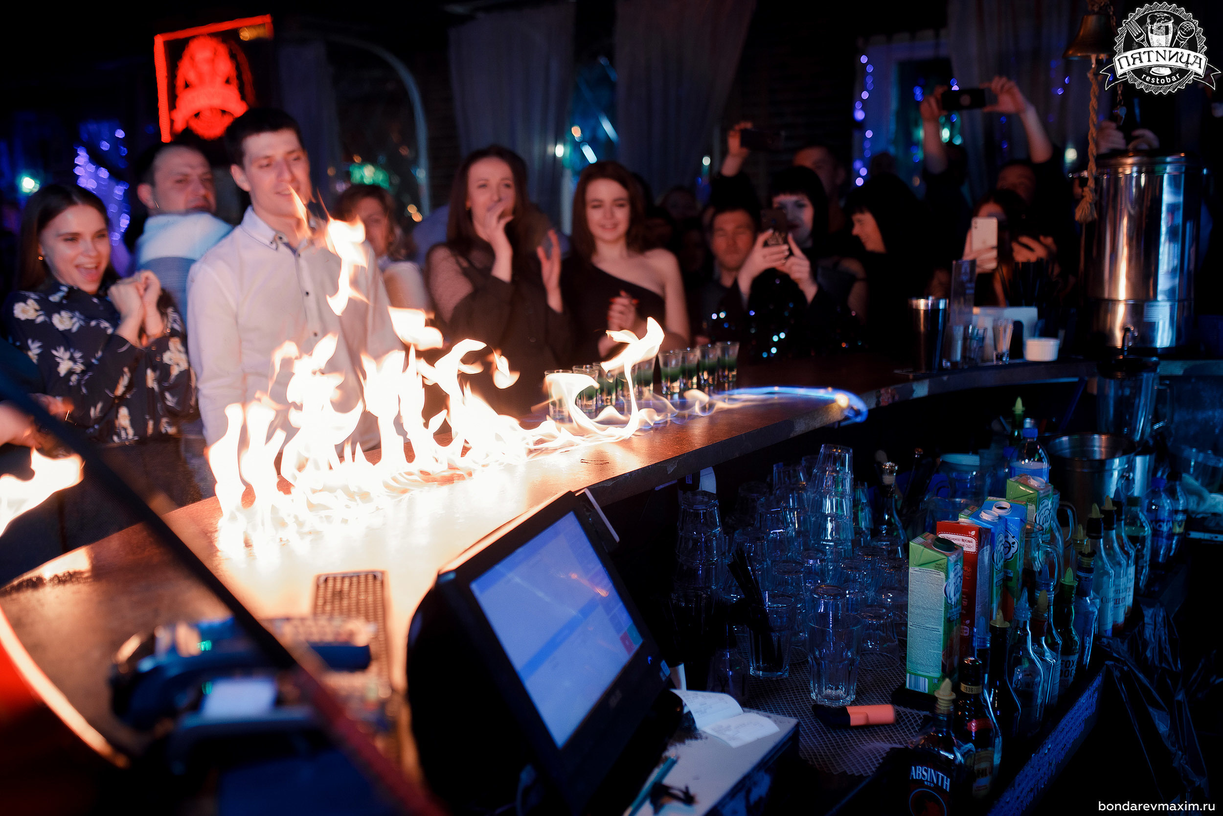 РЕСТОБАР ПЯТНИЦА 01 02 2020. Максим Бондарев, коммерческий фотограф для бизнеса | Курск