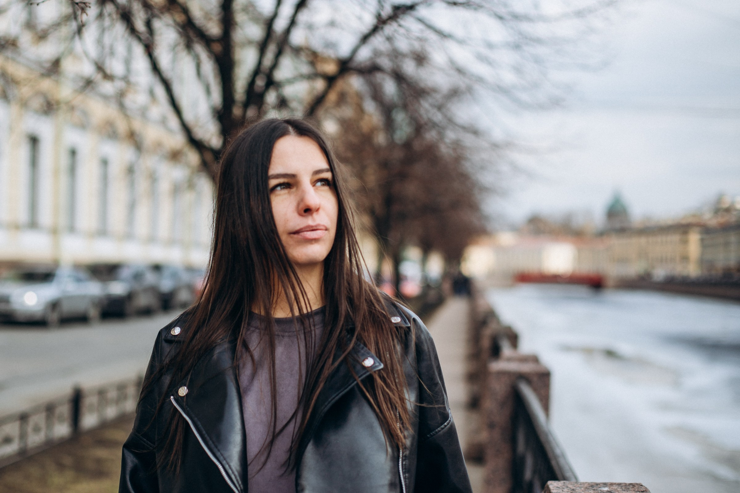 Ксения в марте. Фотопрогулка в Петербурге. Индивидуальный и семейный фотограф в Санкт-Петербурге