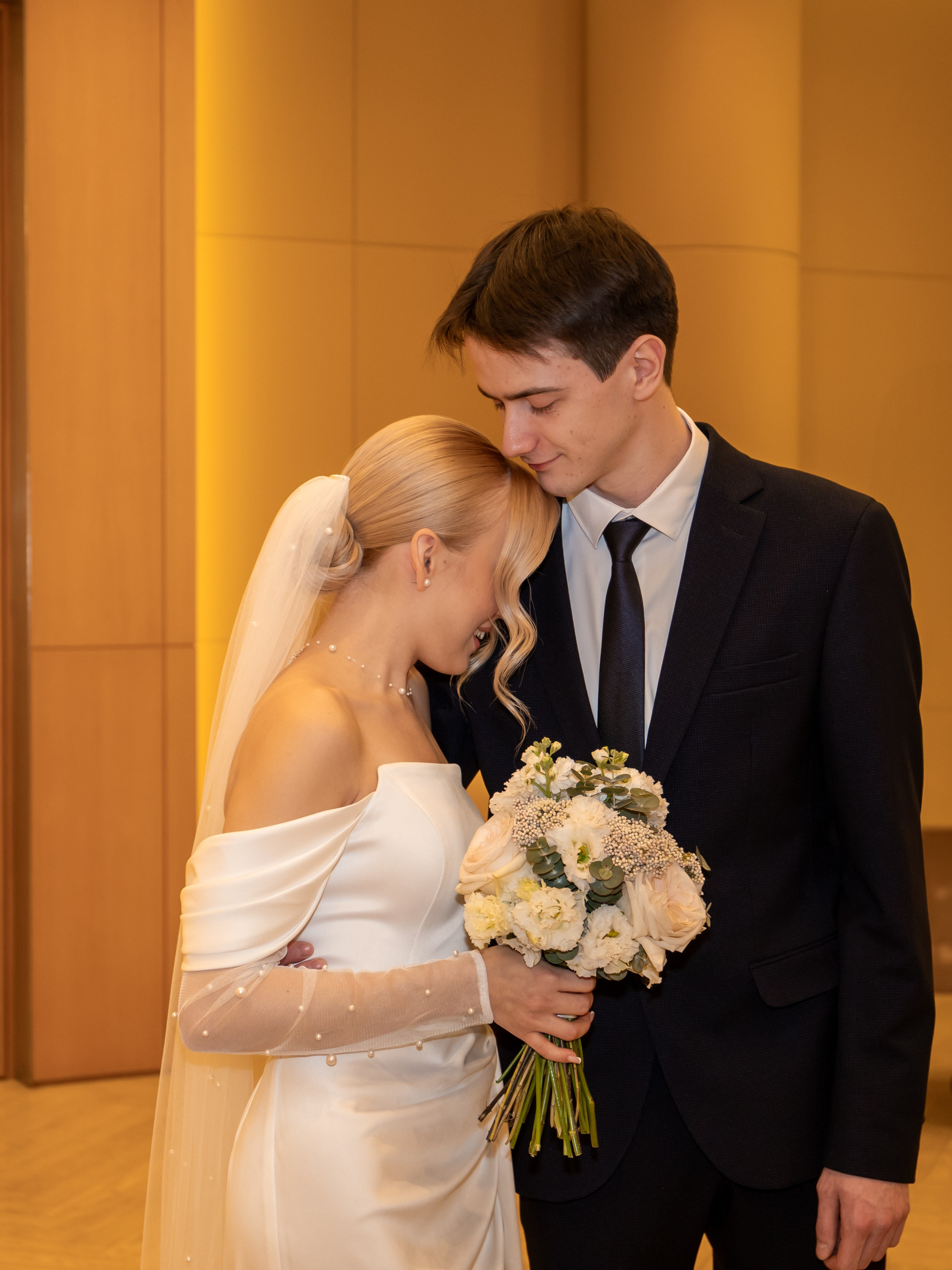 Илья&София (ЗАГС, прогулка, фотостудия). Свадебный и семейный фотограф в Москве Мила Широких