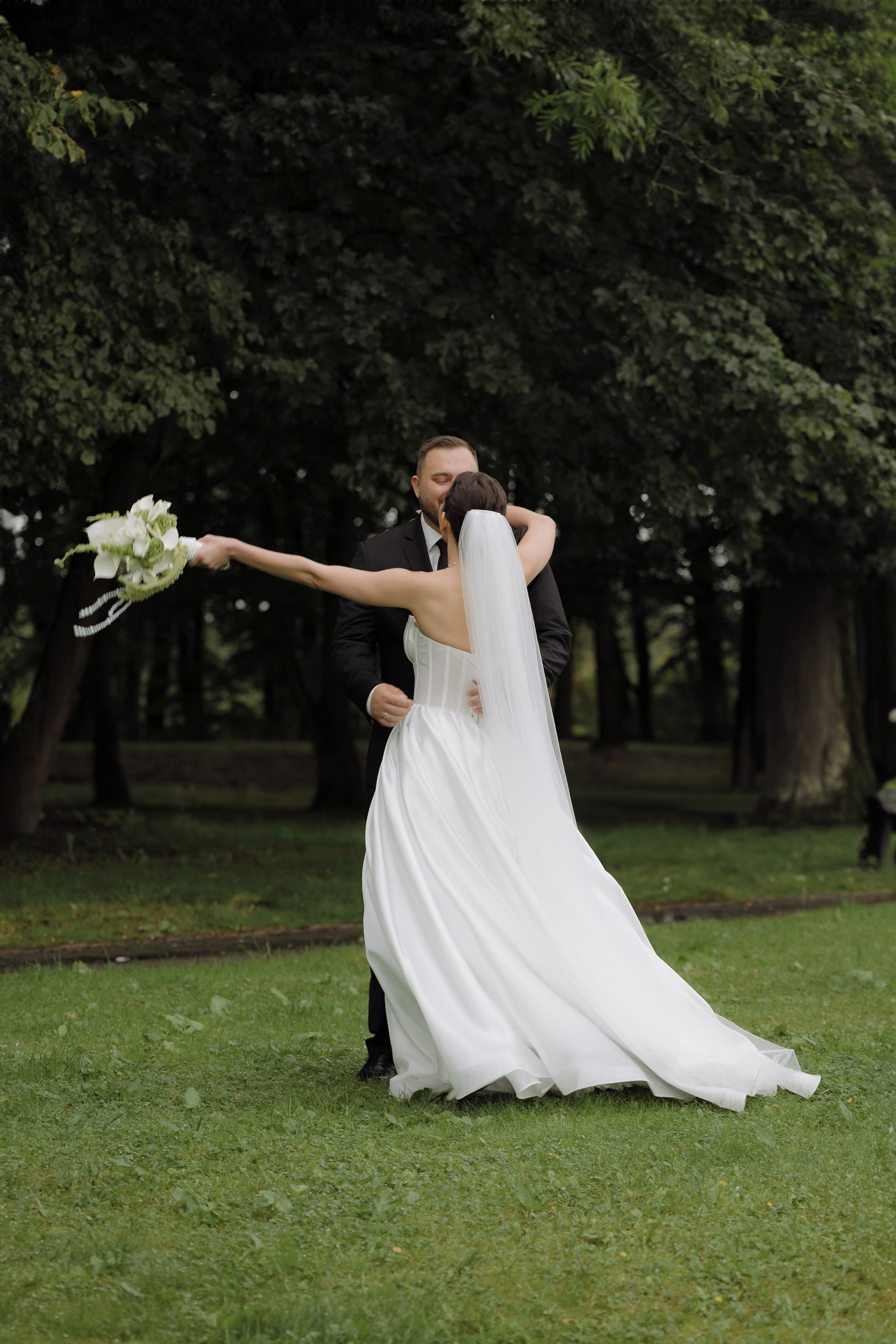 Ты рядом со мной, и это — самый чистый кайф! ♥. Свадебный фотограф Калининград