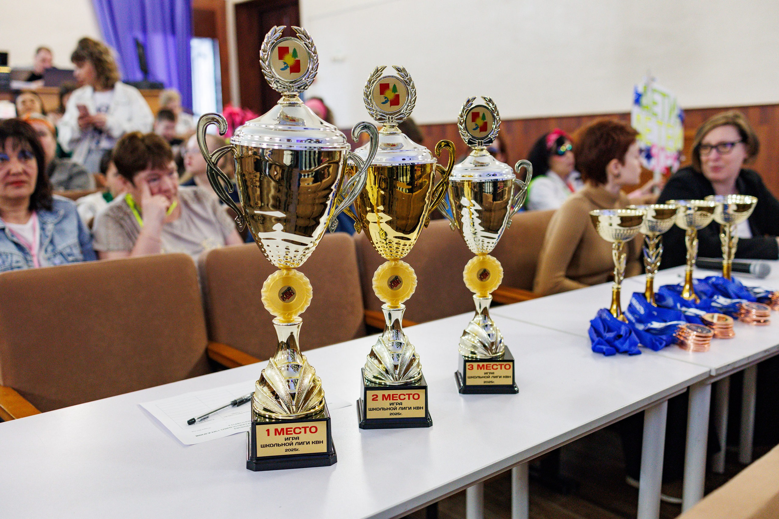 Школьный КВН в Томари. Свадебный, семейный и репортажный фотограф в Южно-Сахалинске Артур Петросян