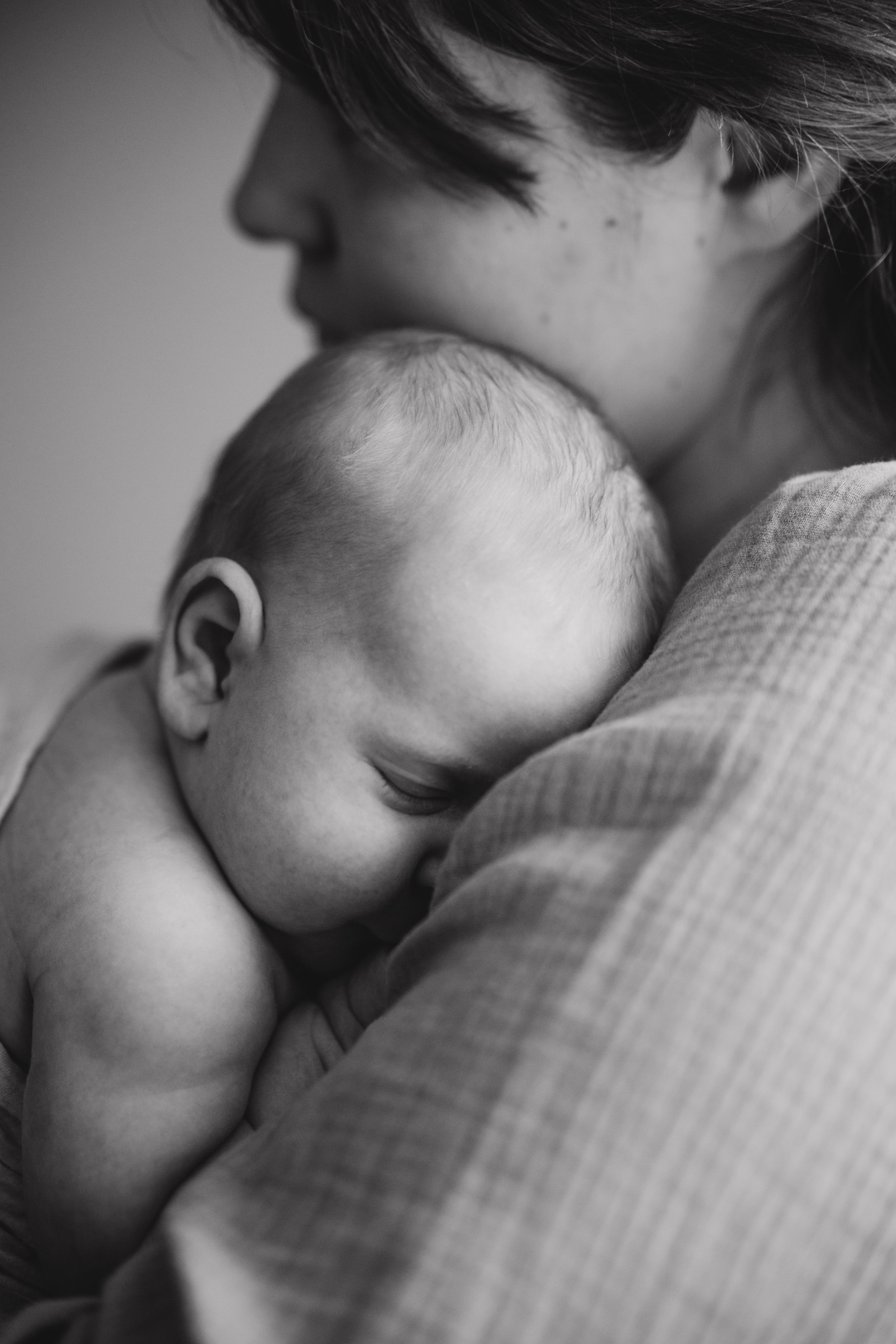 Домашняя фотосессия новорожденного (newborn). Семейный фотограф Москва Юлиана Фетисова