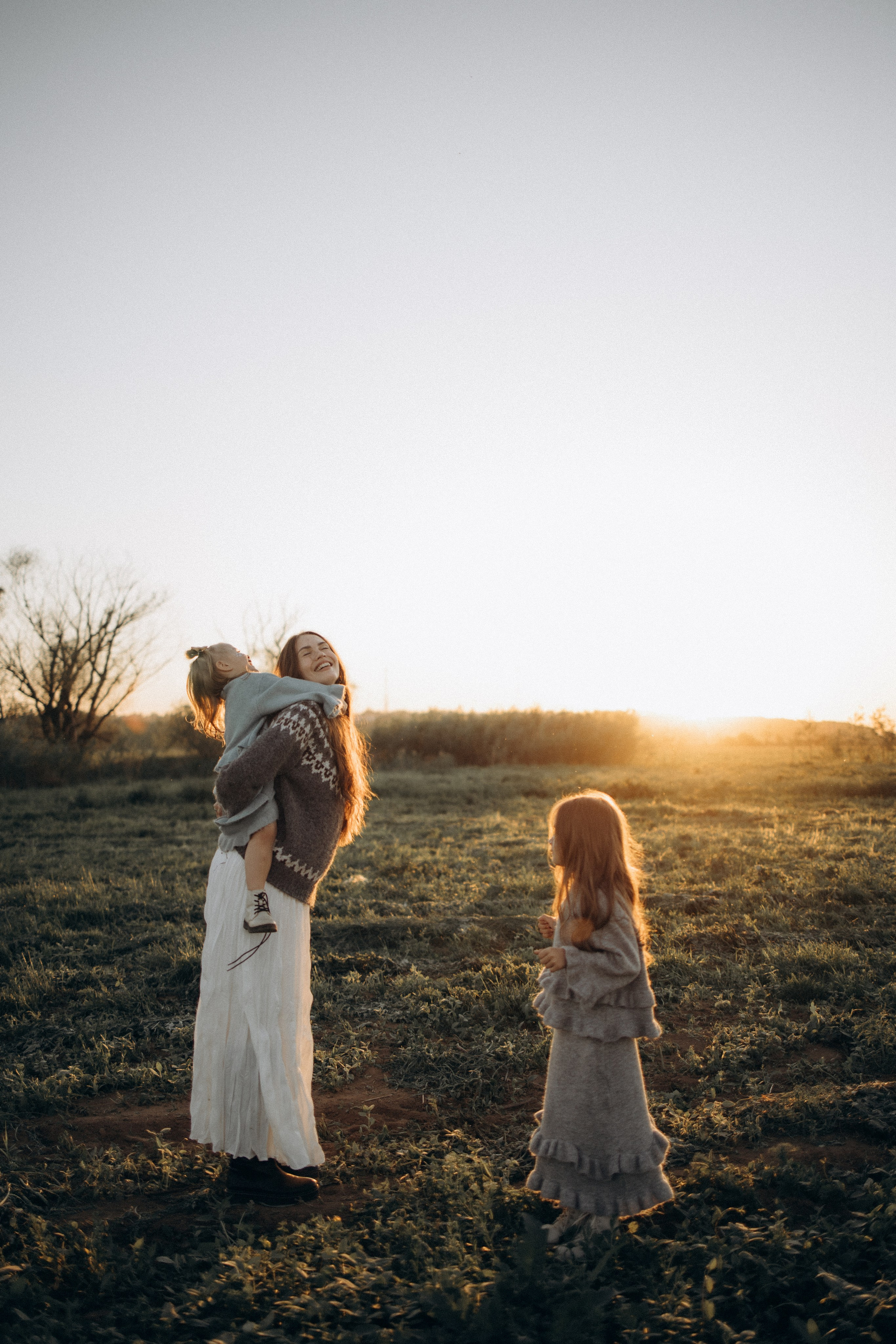 Поле, ромашки и воздушный змей. Семейный фотограф Москва Юлиана Фетисова