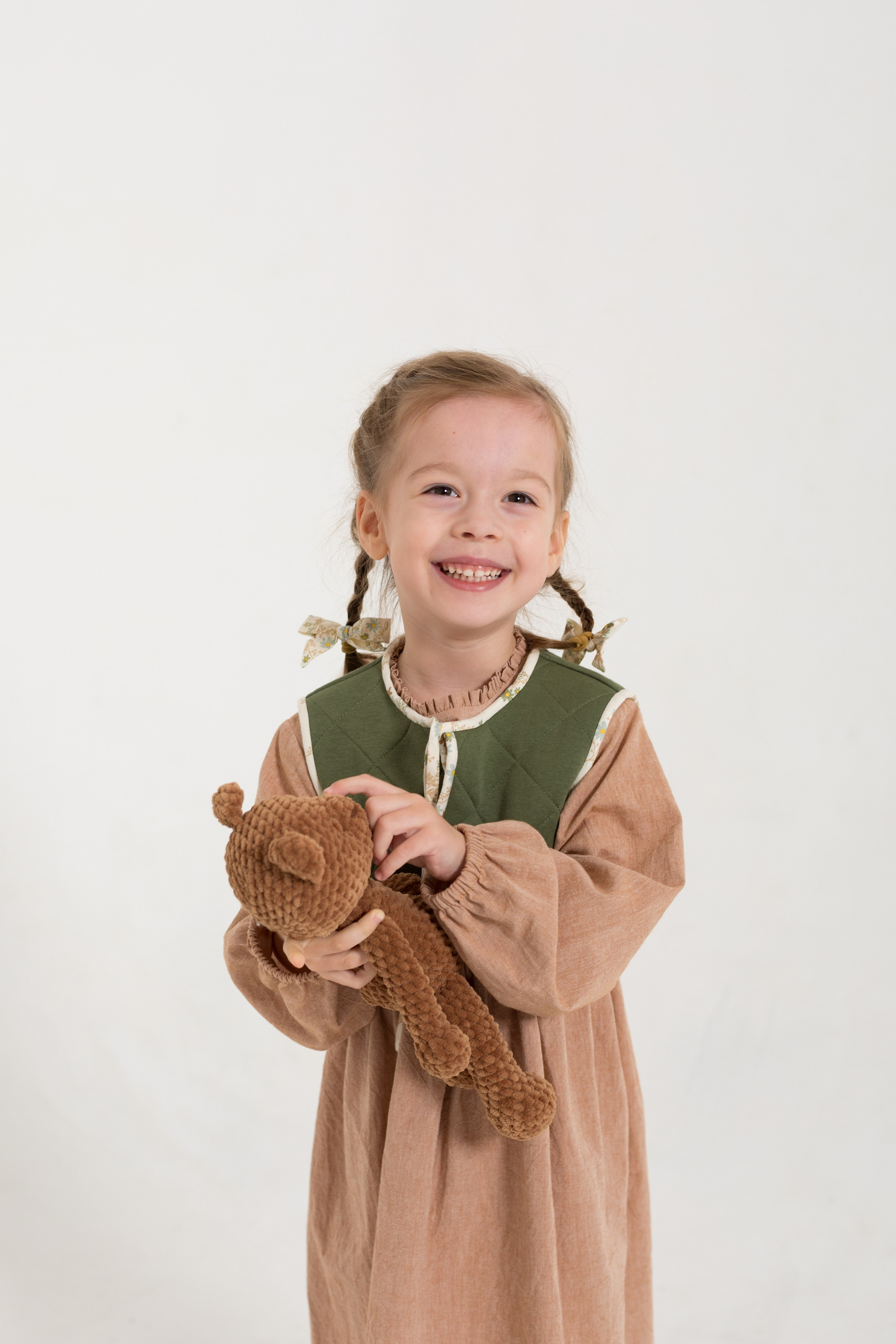 Съемка для детского бренда perfectionista_boutique. Детский и контент фотограф Надя Волкова Санкт-Петербург