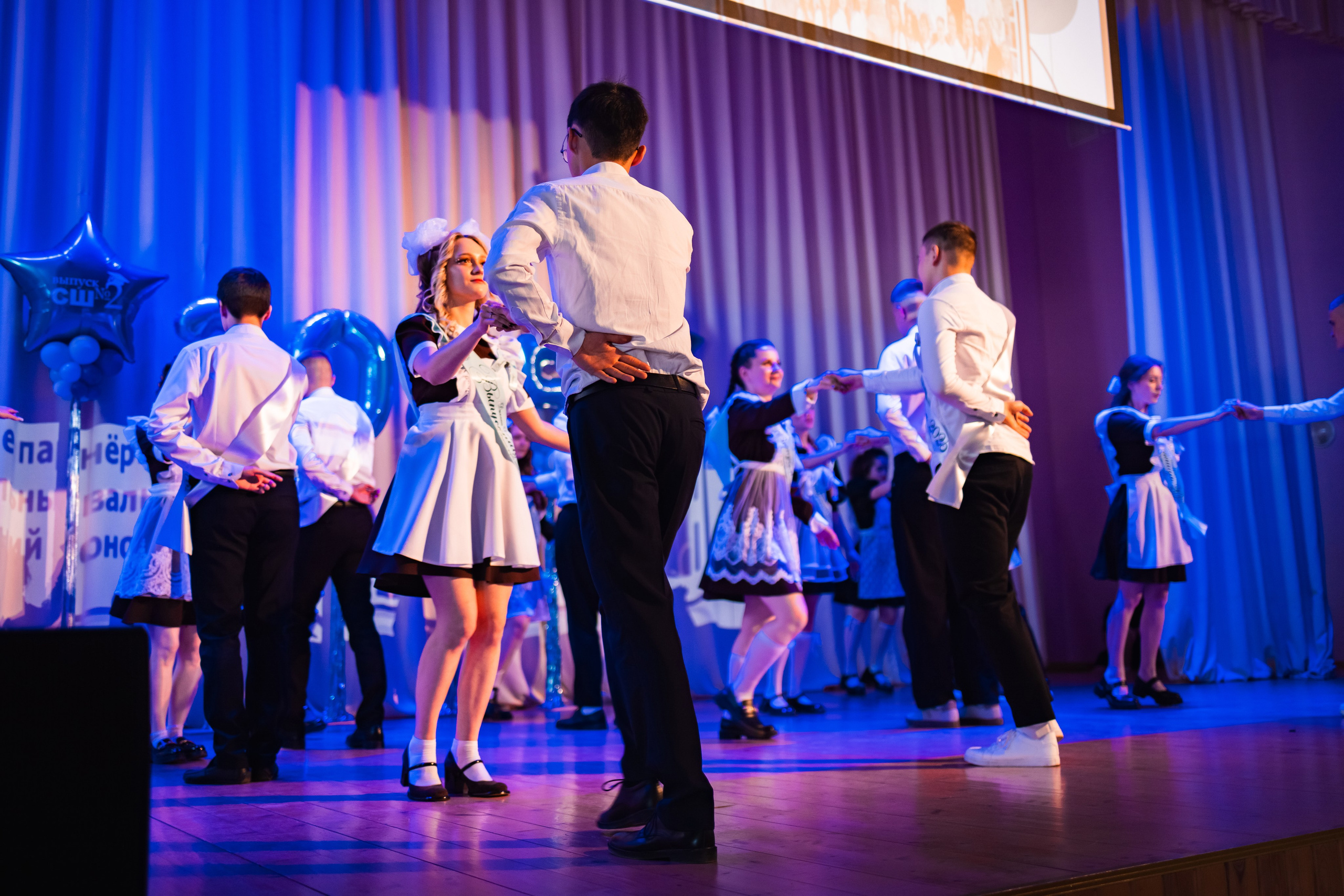 Последний звонок 2025. Свадебный и семейный фотограф в Рязани Датская Ксения