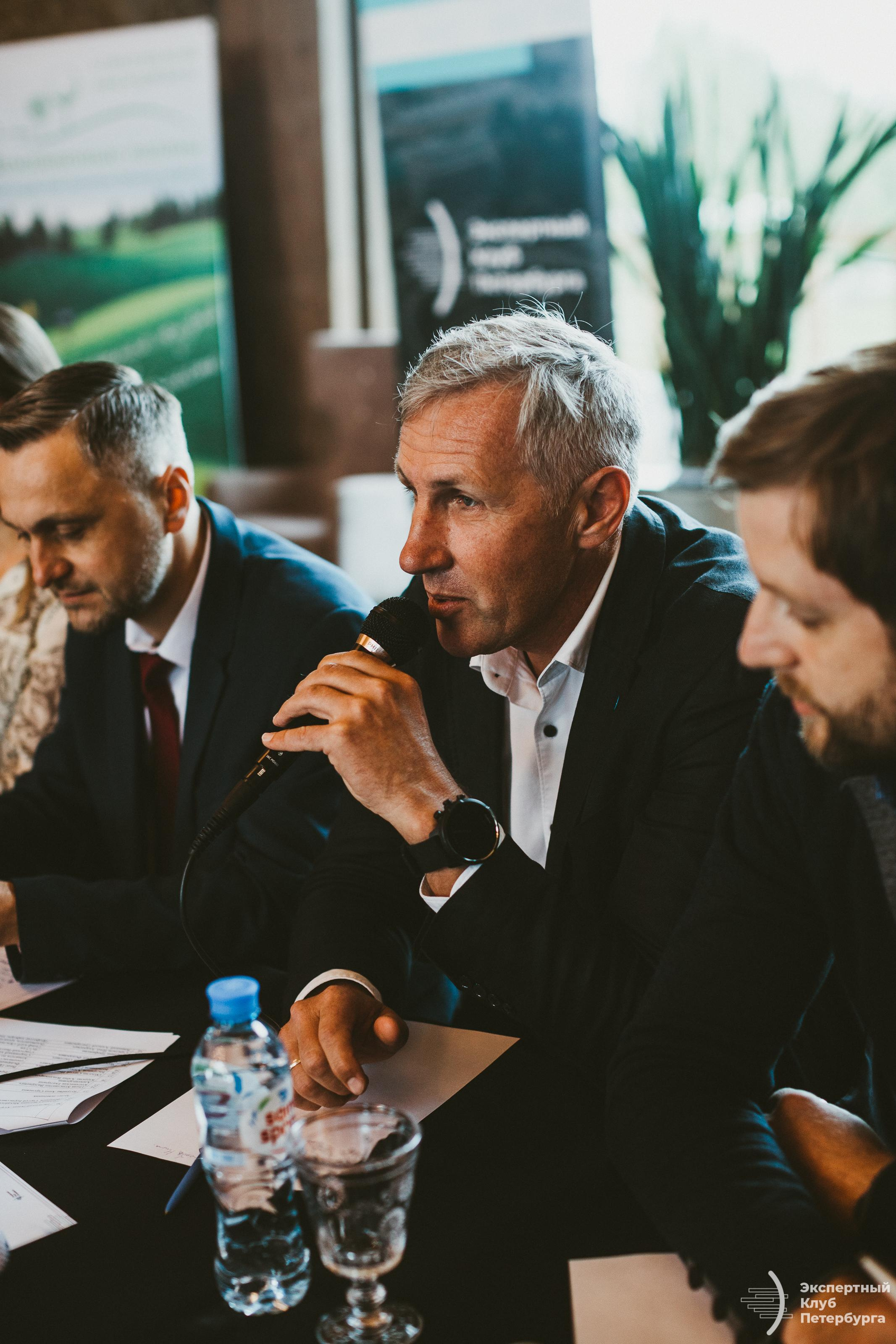 Экспертный клуб Петербурга «Гольфклуб» 2019. Фотограф Мария Немм