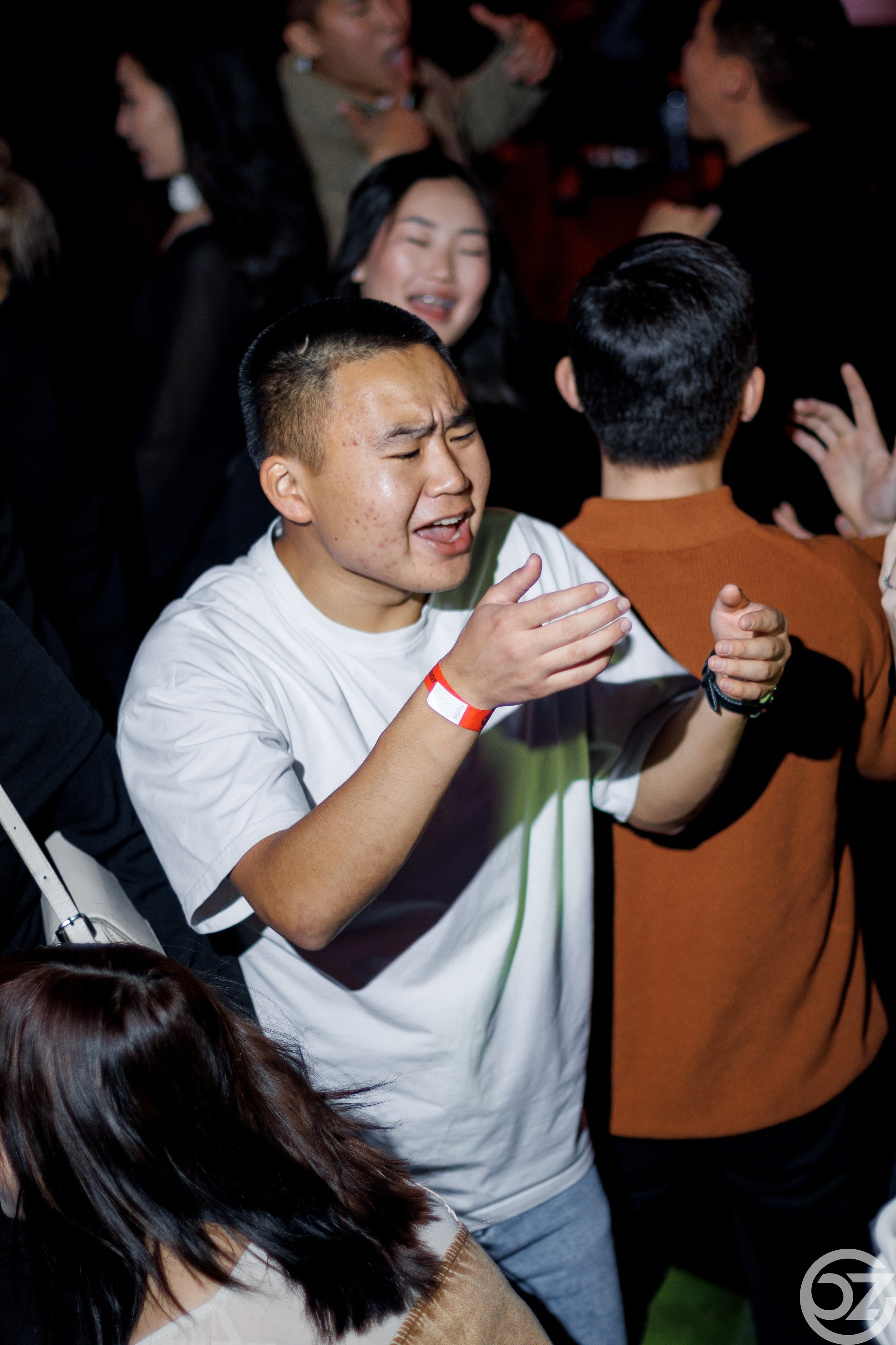 Olon Zon — Club Soprano. Свадебный фотограф в Иркутске Бобылев Никита