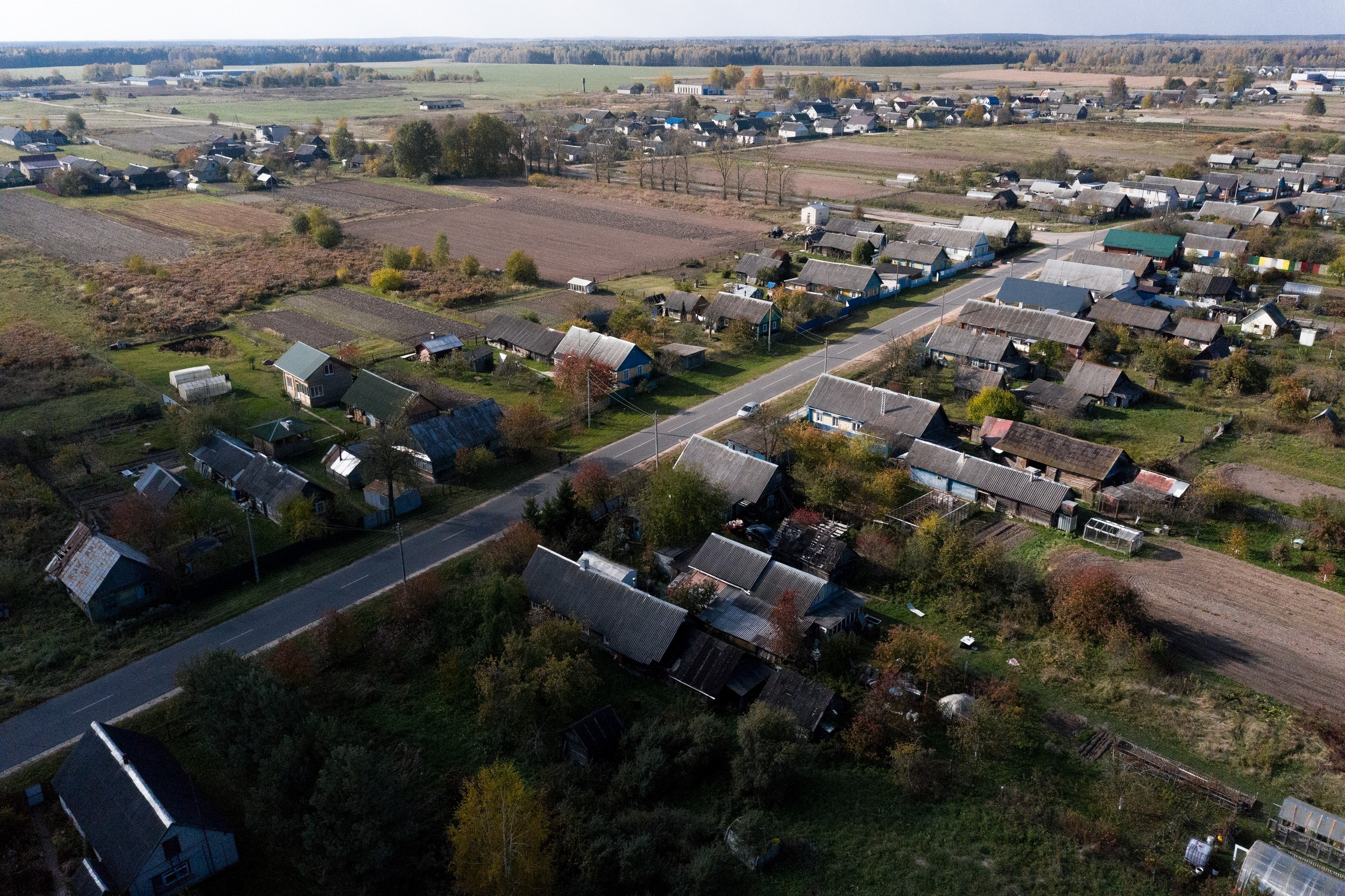 Home.land. Künstler Verstecktoff