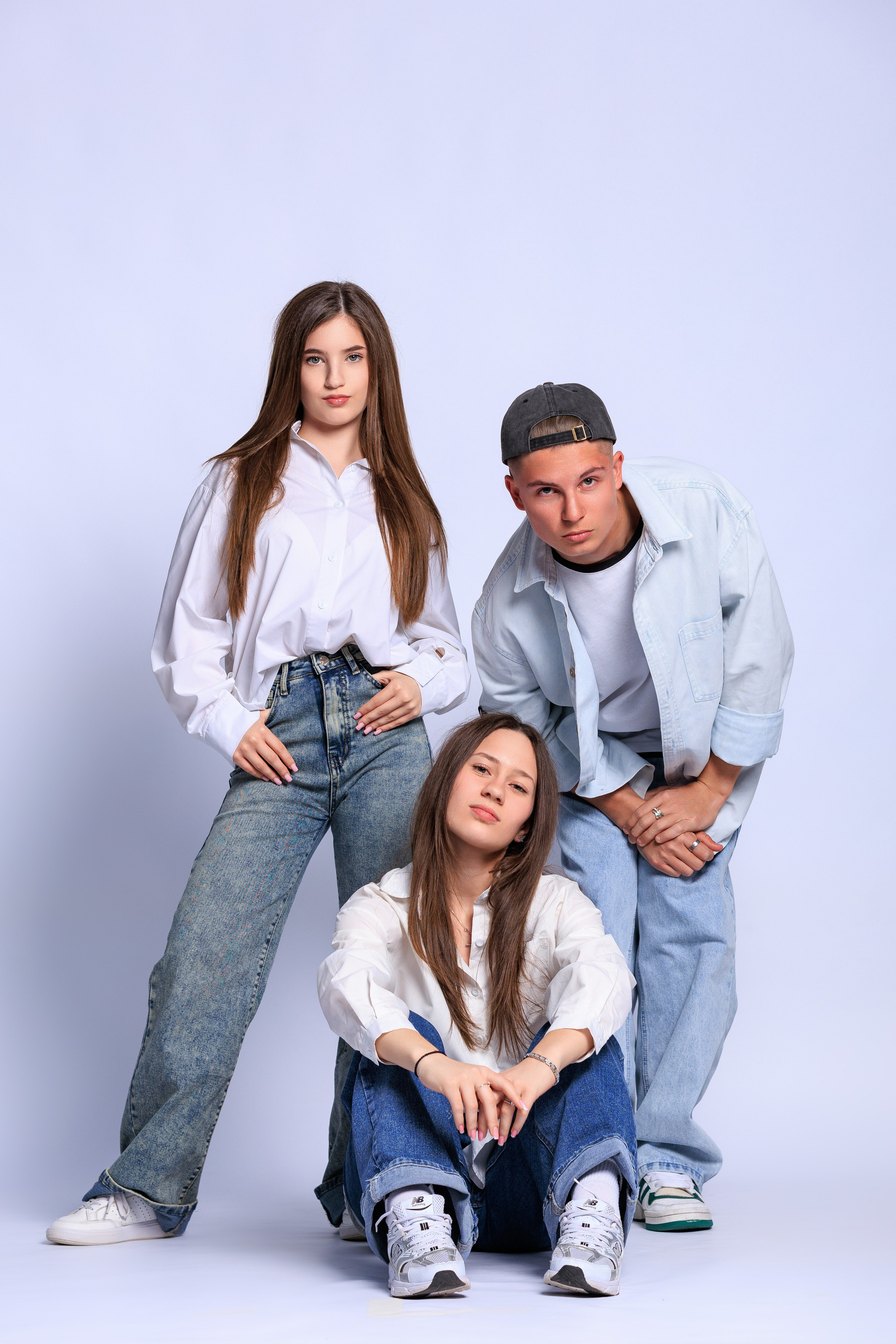 Смотреть фотки в фотостудии. Выпускные альбомы Геленджик, Новороссийск, Краснодар, Туапсе