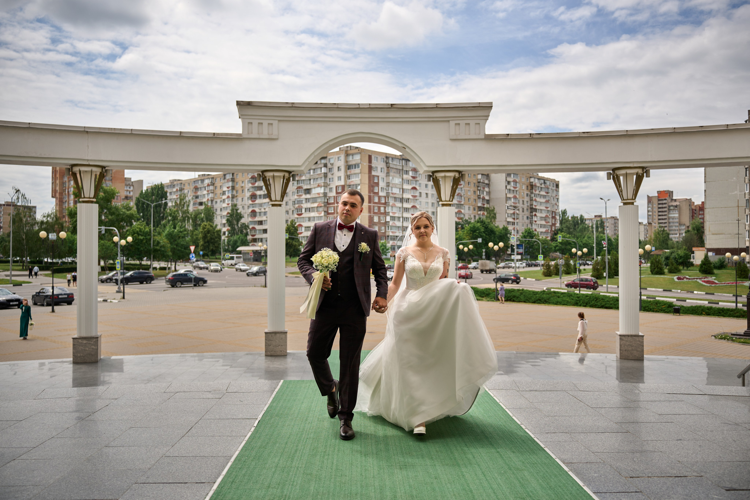Свадебная фотосессия Ильи и Евгении в Старом Осколе. Профессиональный фотограф Старый Оскол, Губкин — свадьба, венчание, крещение, юбилей и день рождения