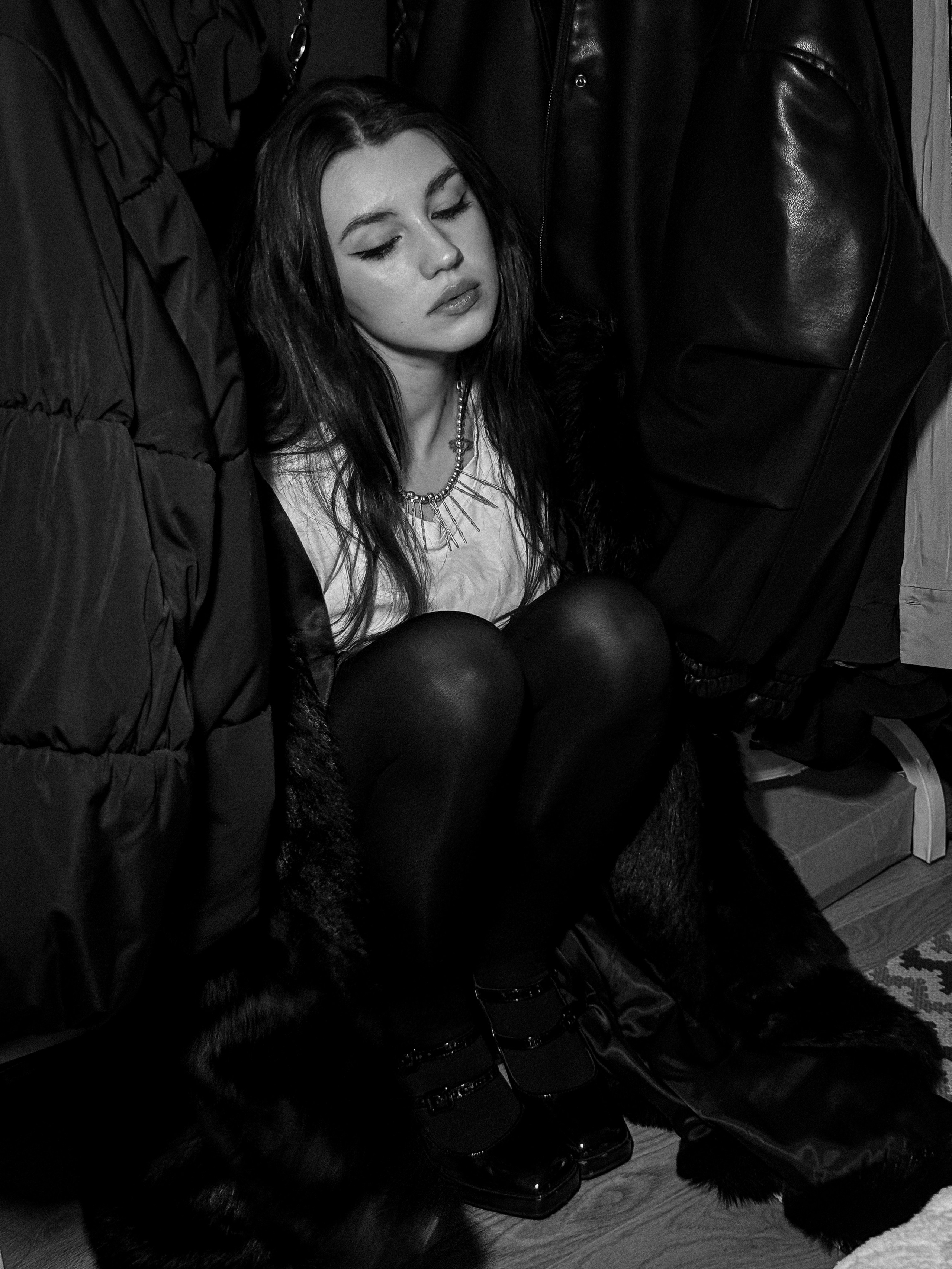 Home alone. Xstazia — музыкальные обложки, арт-дирекшн, режиссура и креативное продюссирование